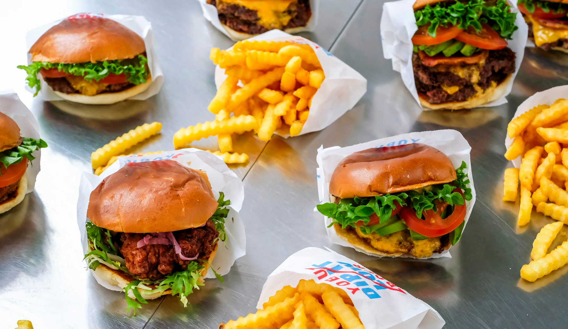 Halv pris & Frit valg - YOBURGER