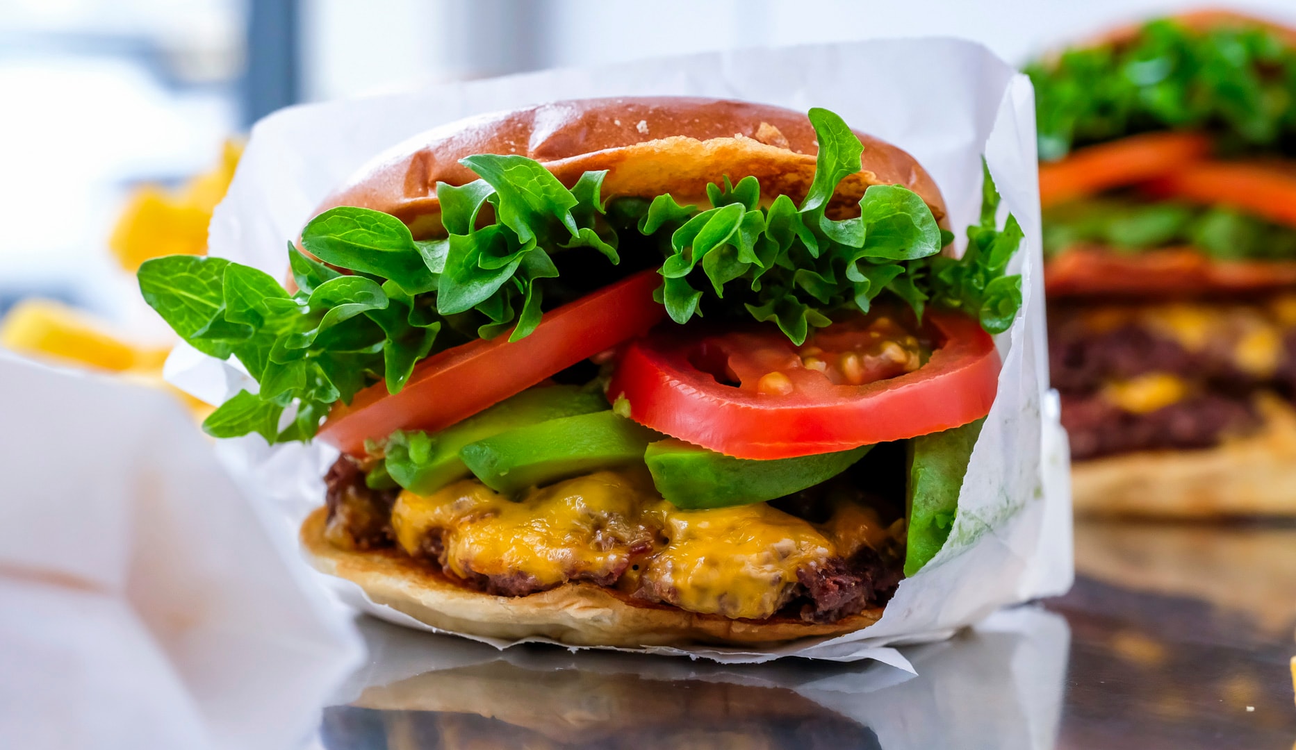 Halv pris & Frit valg - YOBURGER