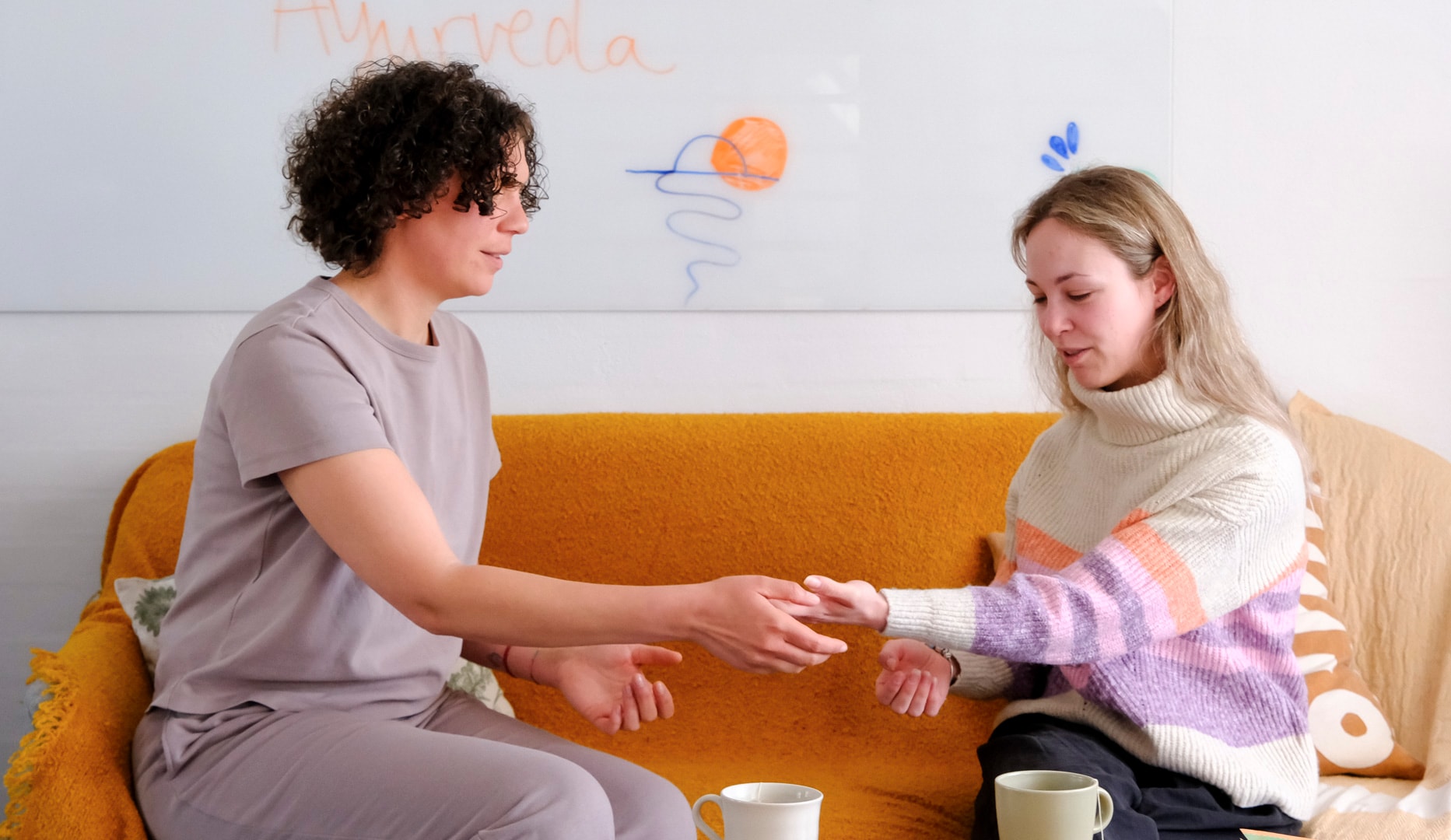 Ayurvedisk massage & behandlinger - spar op til 56 %