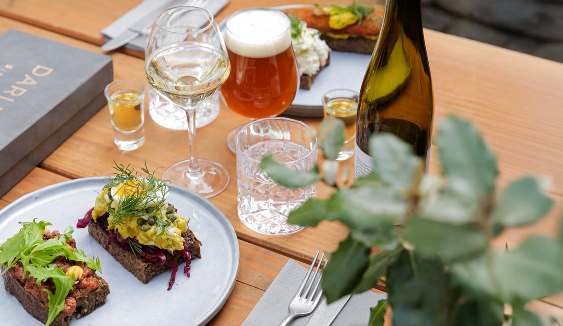 2 stk. Valgfri Smørrebrød hos Darling