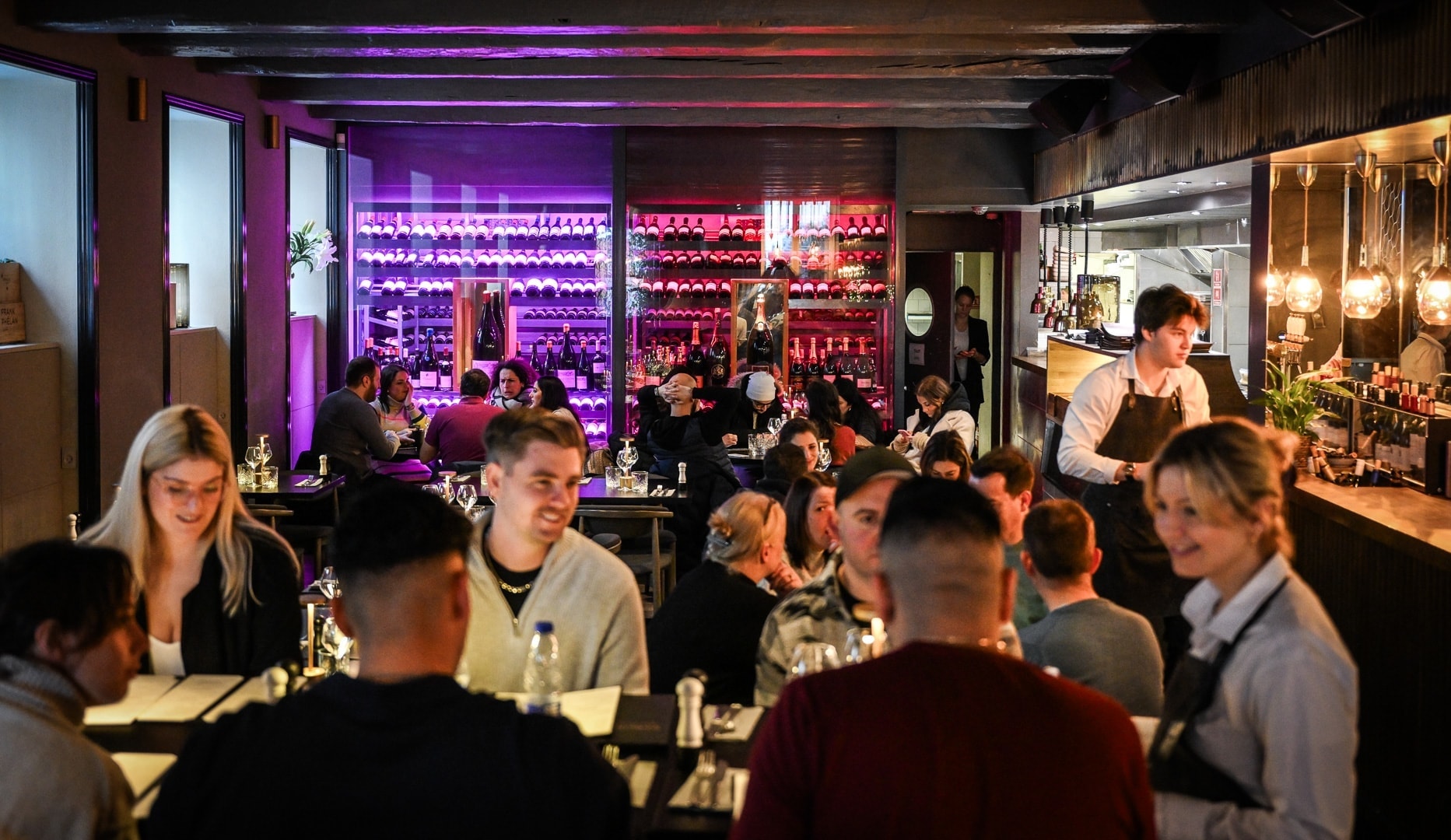 4 Lækre Serveringer og Fri bar