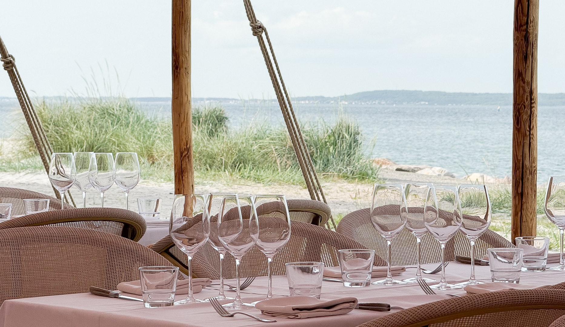 Sommerfyldt grill + DAY PASS - @Marienlyst Strandhotel