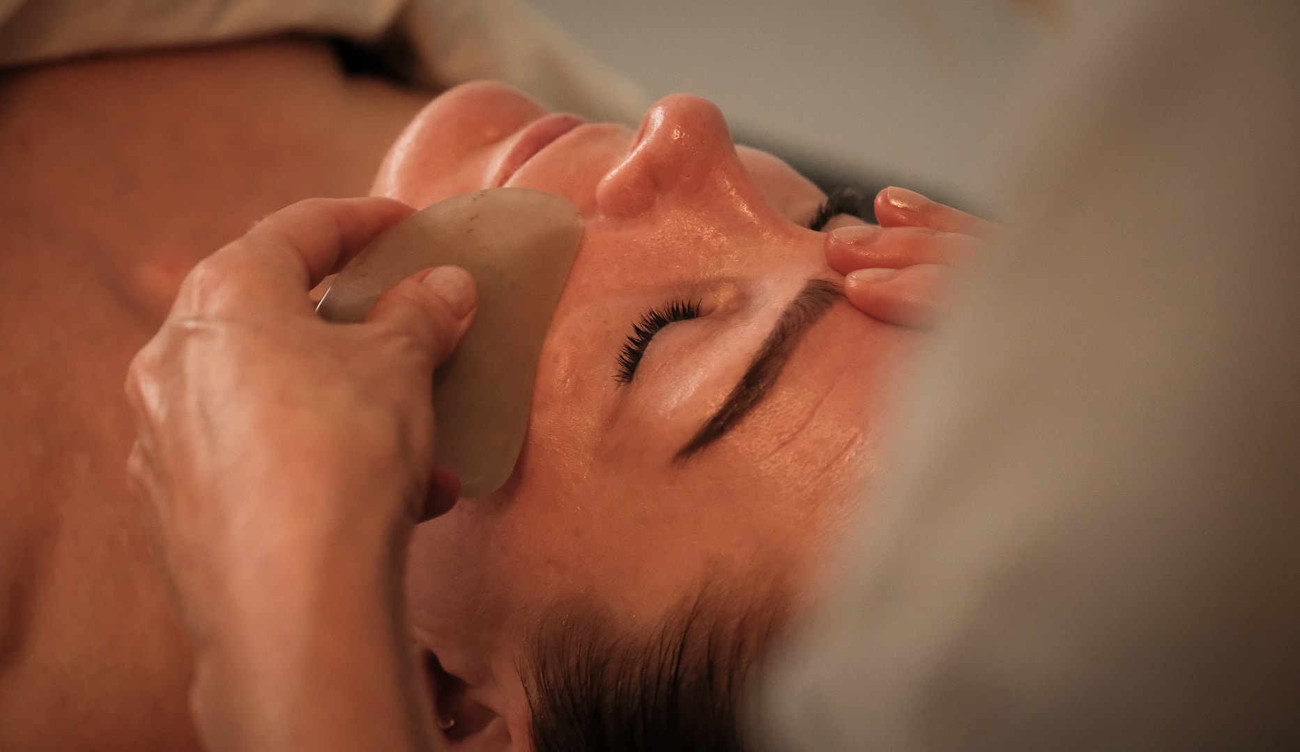 Lifting Gua Sha - Spar over 45 %