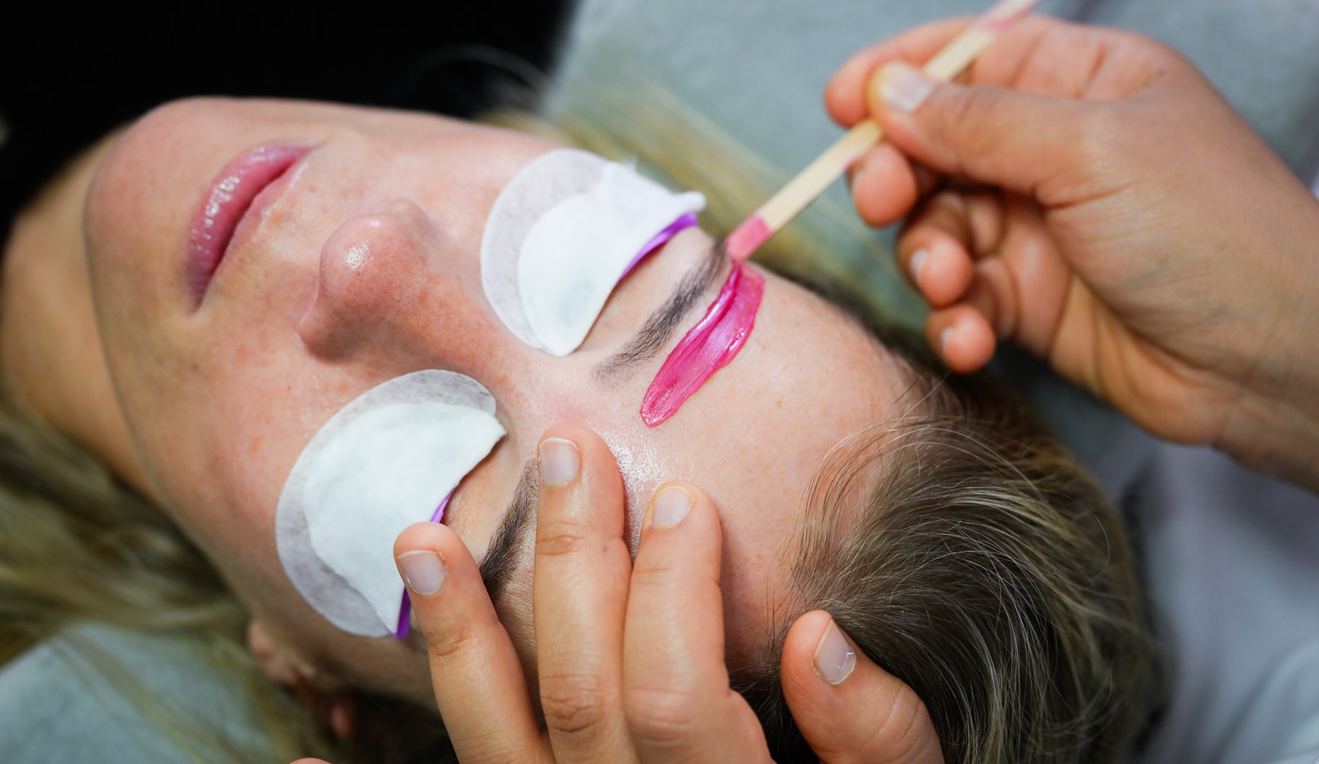Lash Lift m. farve - spar over 50 %!