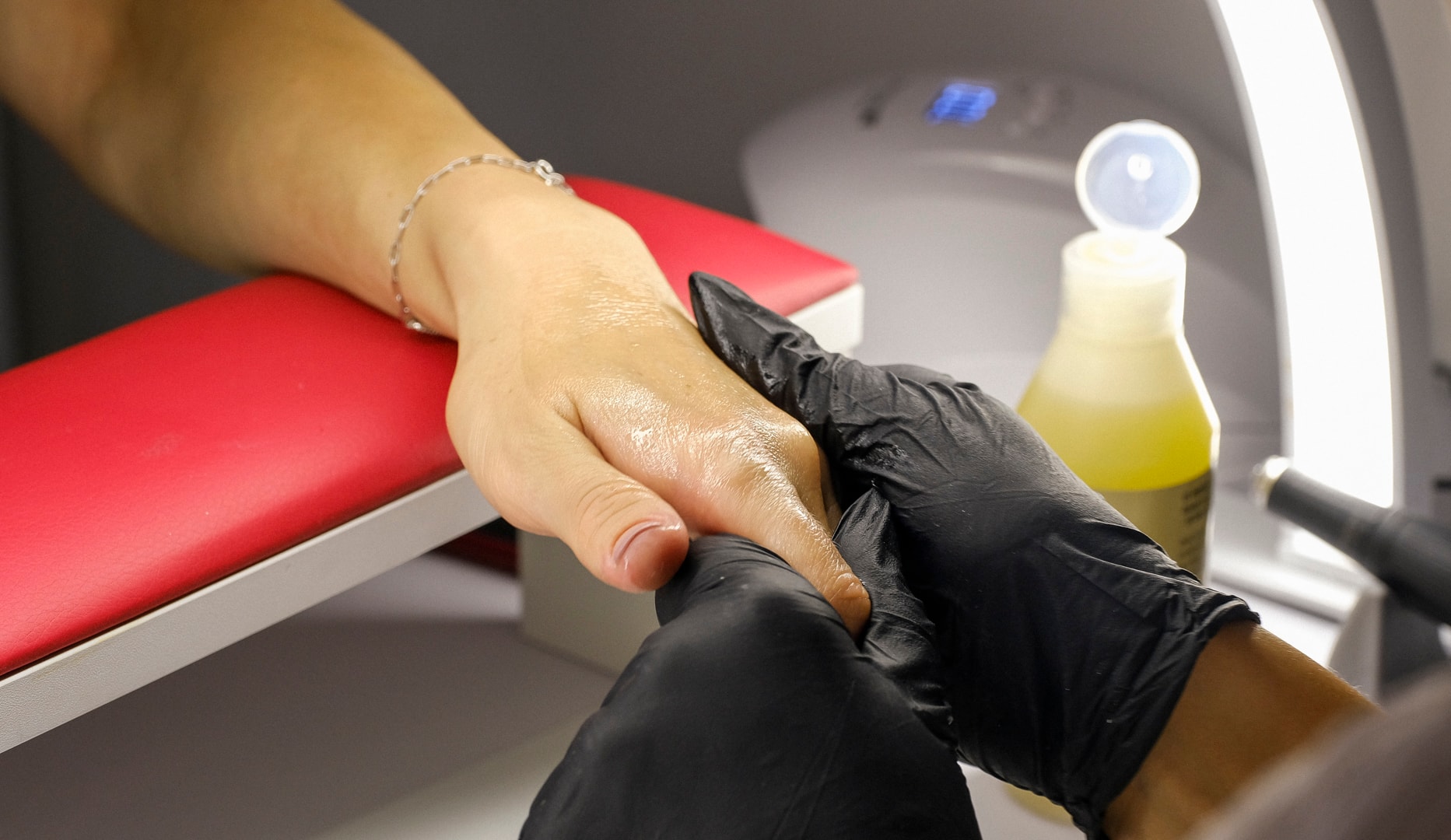 Manicure & Pedicure - Spar 50 %