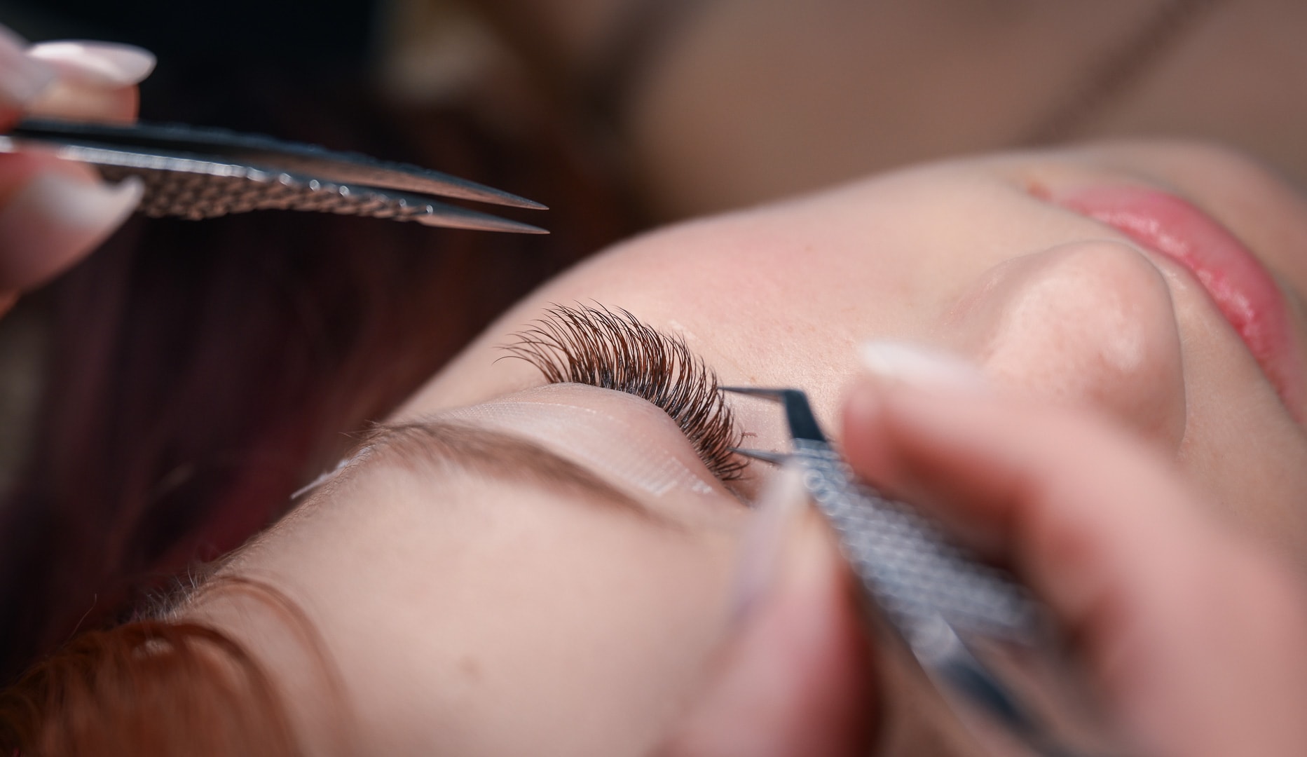 Eyelash Extensions / Volume Lashes