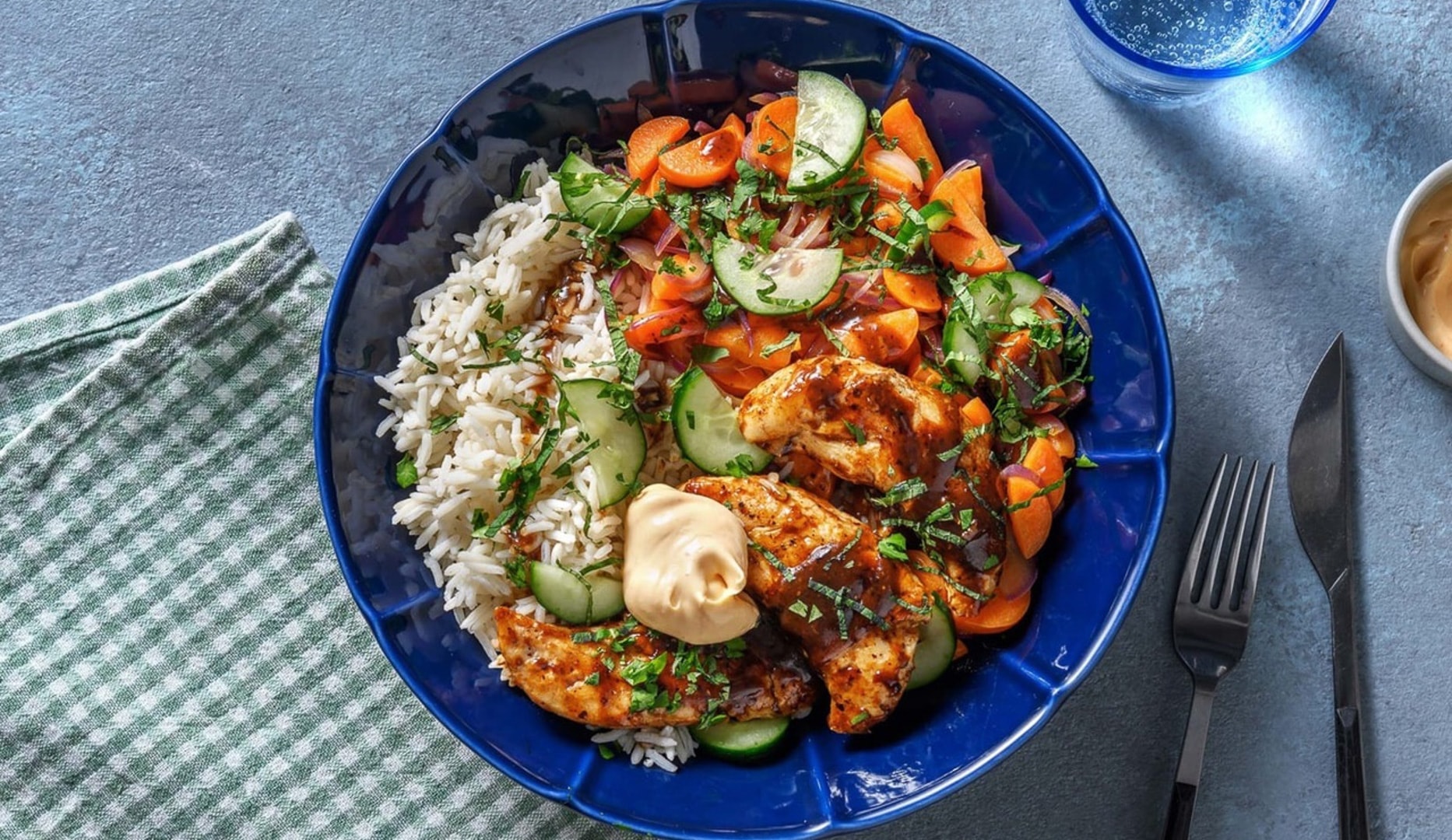 Spar op til 849,- på HelloFresh + Eksklusivt Skærebræt for 0 kr.