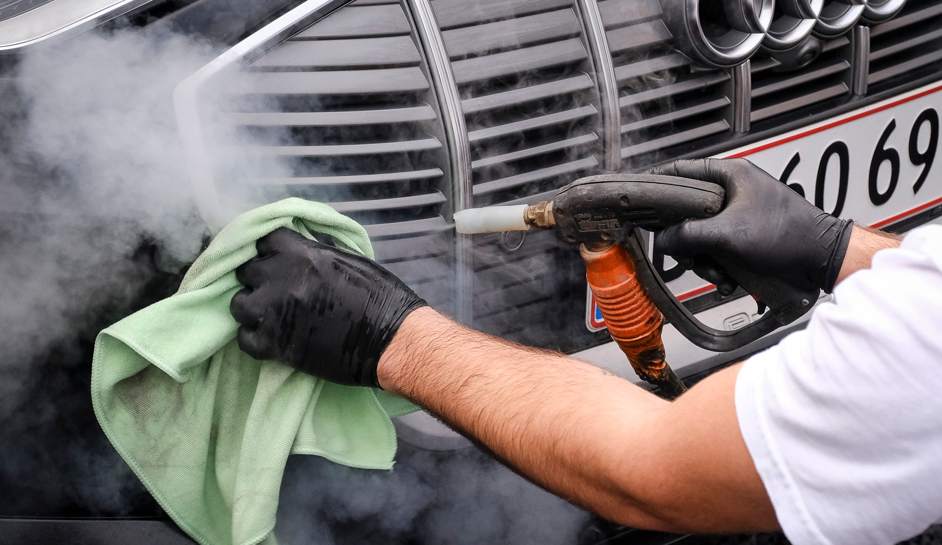 Udkørende Bilrengøring - Lion Carwash