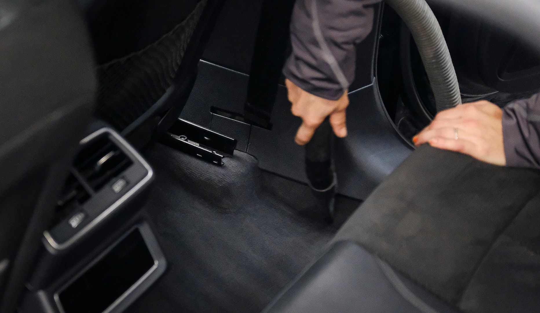 Udkørende Bilrengøring - Lion Carwash