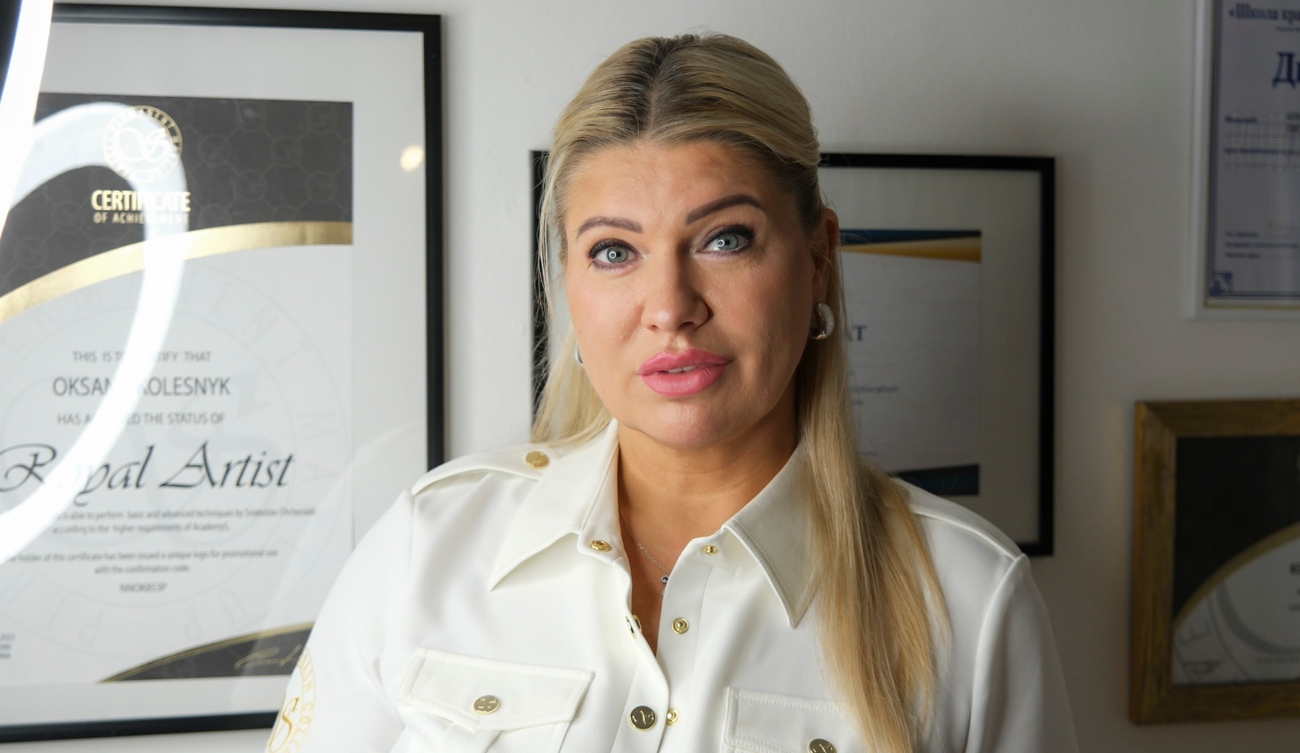 Ansigtsbehandling - Spar 65 %