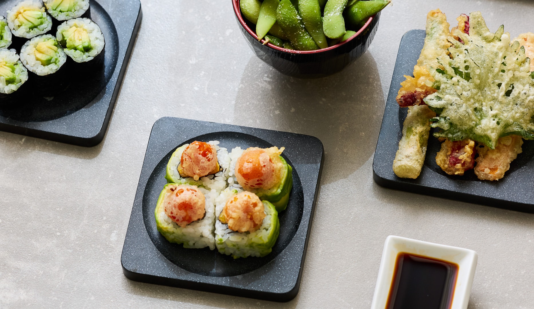 Frit valg & ½ pris hos Basara Sushi