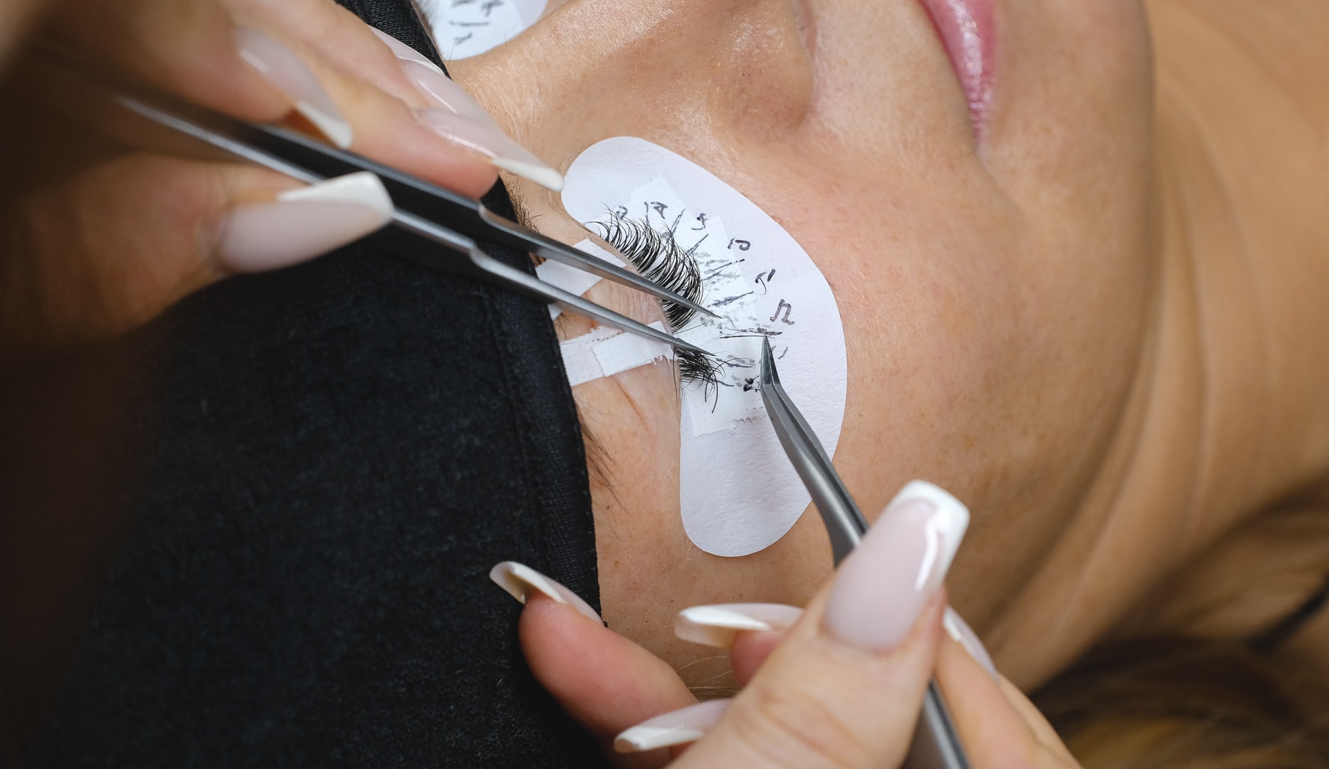 Lash lift, Brow lam. & Eyelash extensions