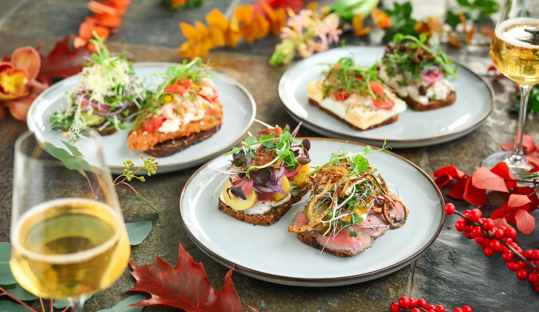 2 Valgfri Smørrebrød + Sødt Hos Florie