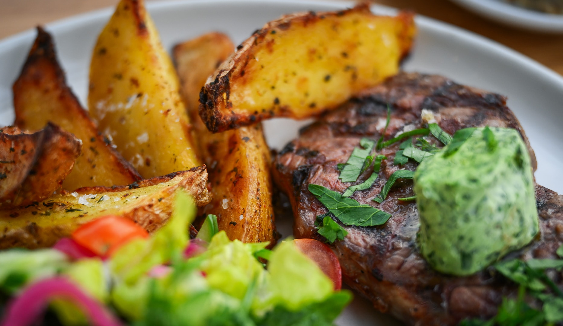 Ribeye + Dessert på Café Nöah