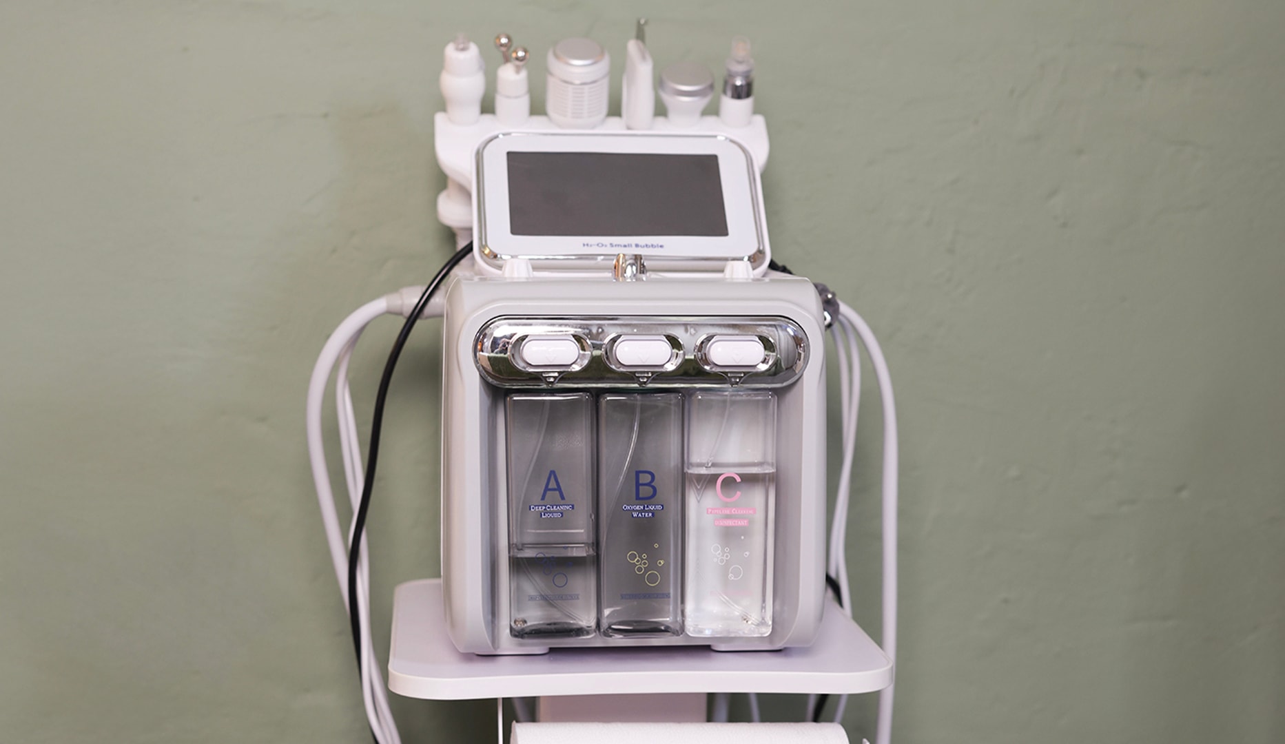 Ansigtsbehandlinger - Spar over 50 %