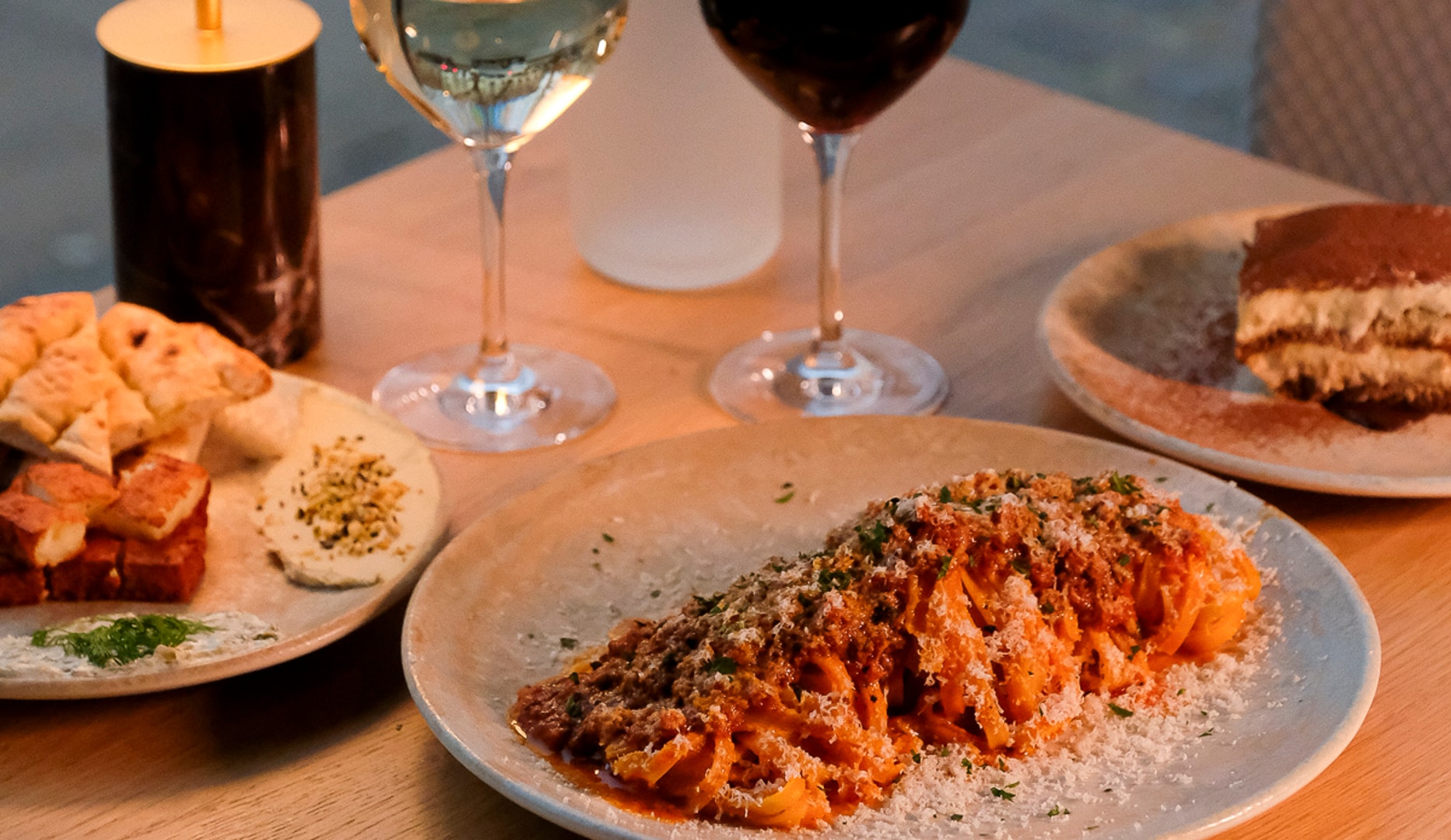 3-Retters på Restaurant BOLO - Middelhavs menu på Hotel Hans