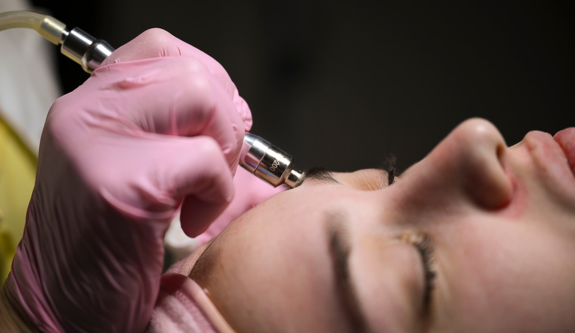 Valgfri Ansigtbehandling - Kosmetolog Valby