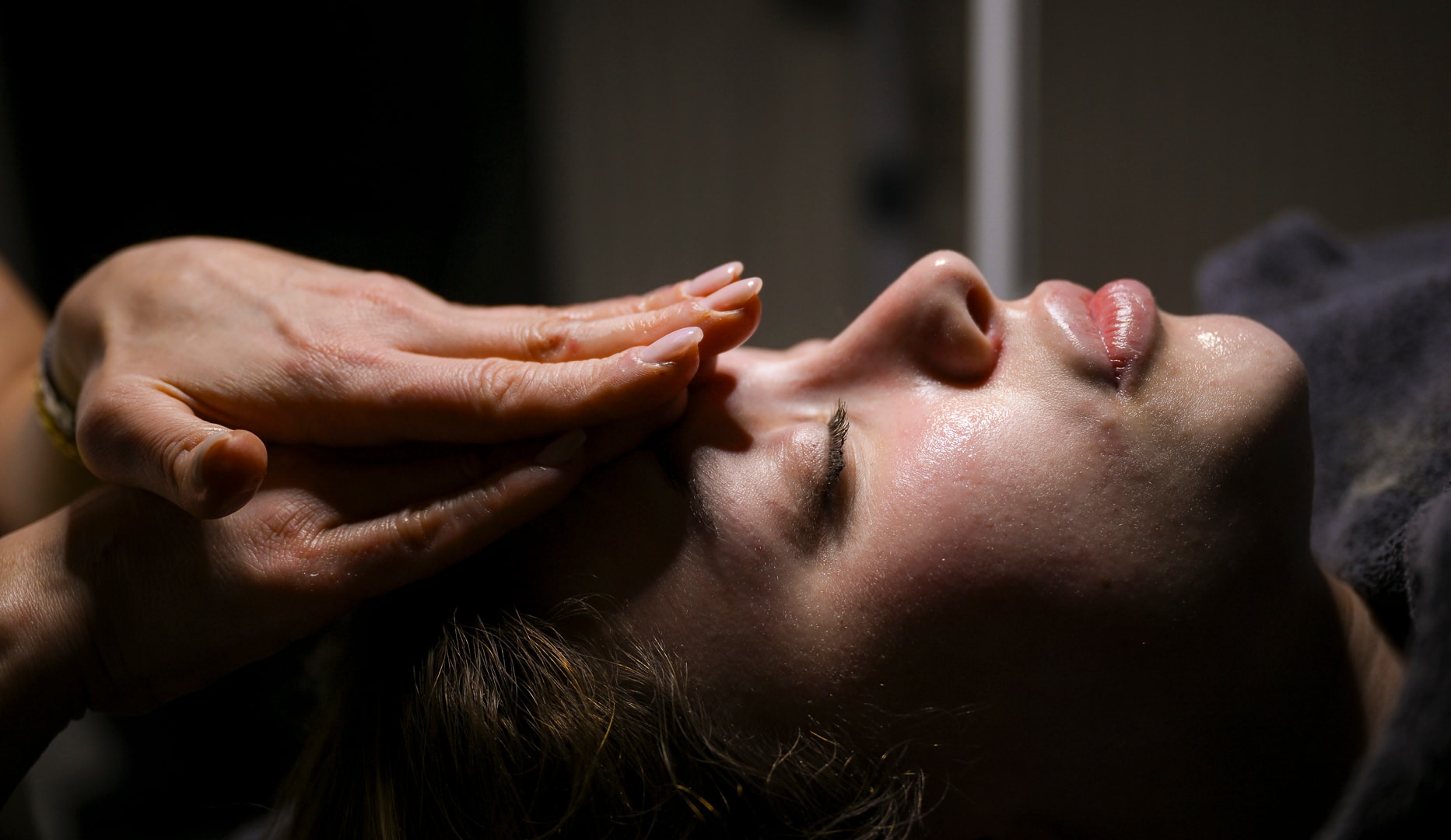 Valgfri Ansigtbehandling - Kosmetolog Valby