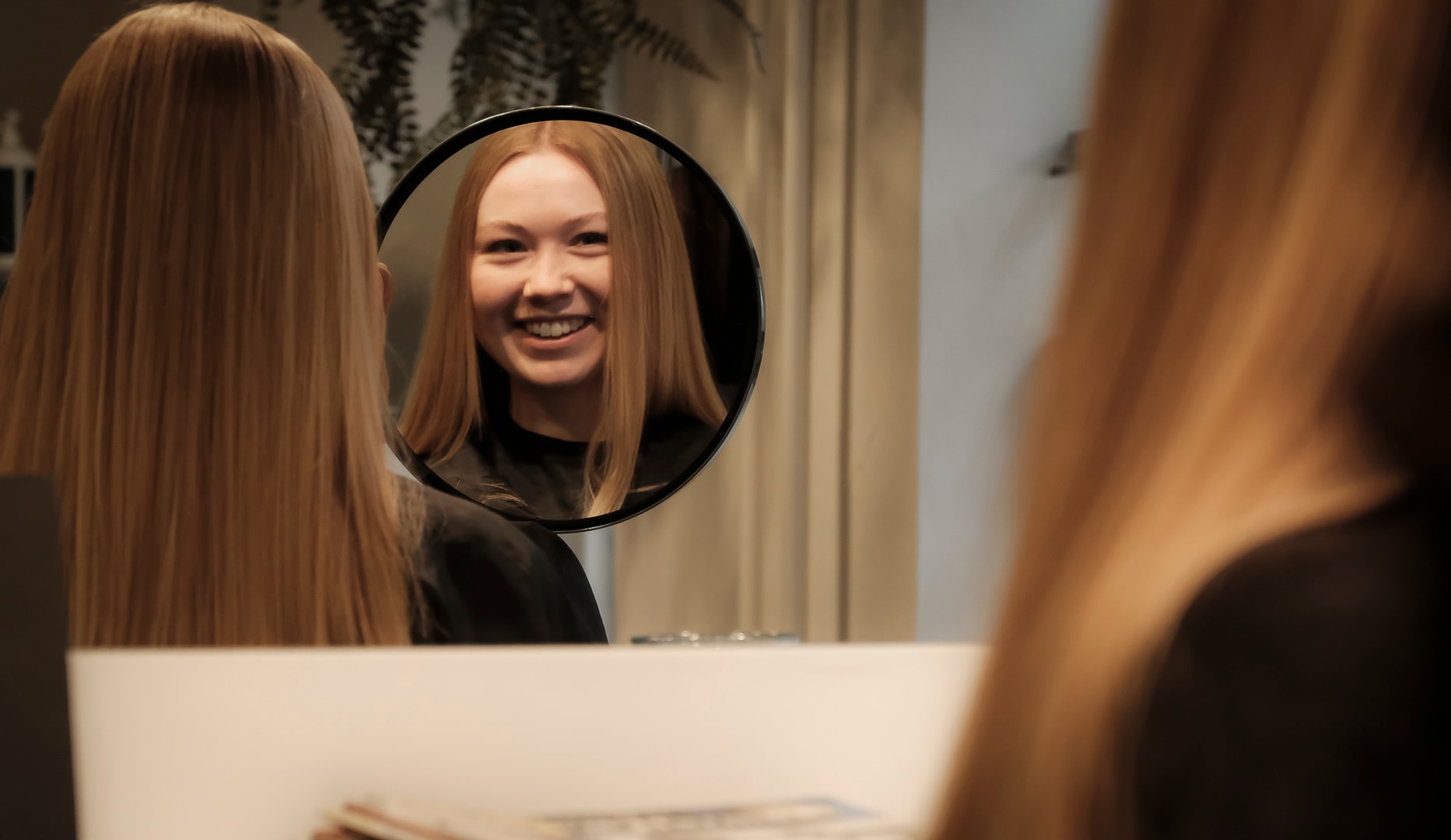 Frisør Pigalle - Klip og Farvning