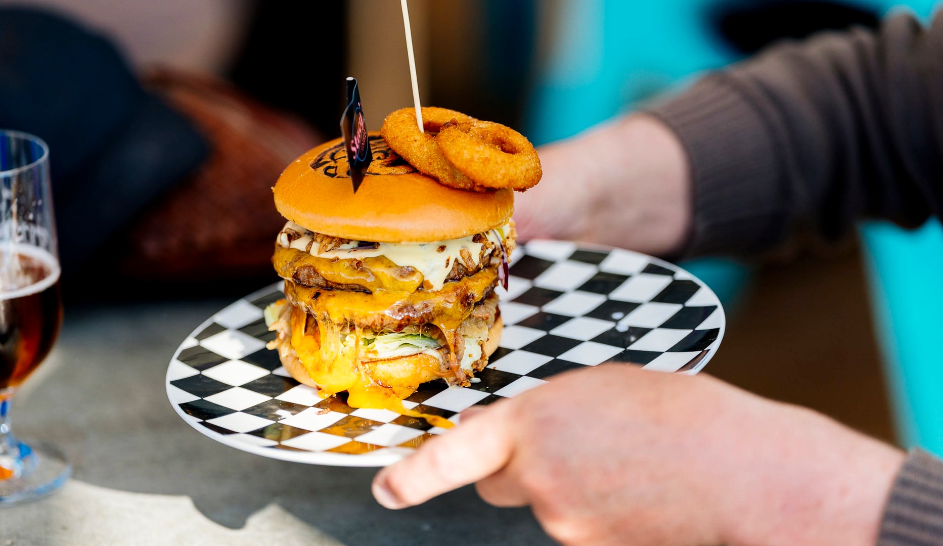 Greasy Burgermenu - Stacy's Diner