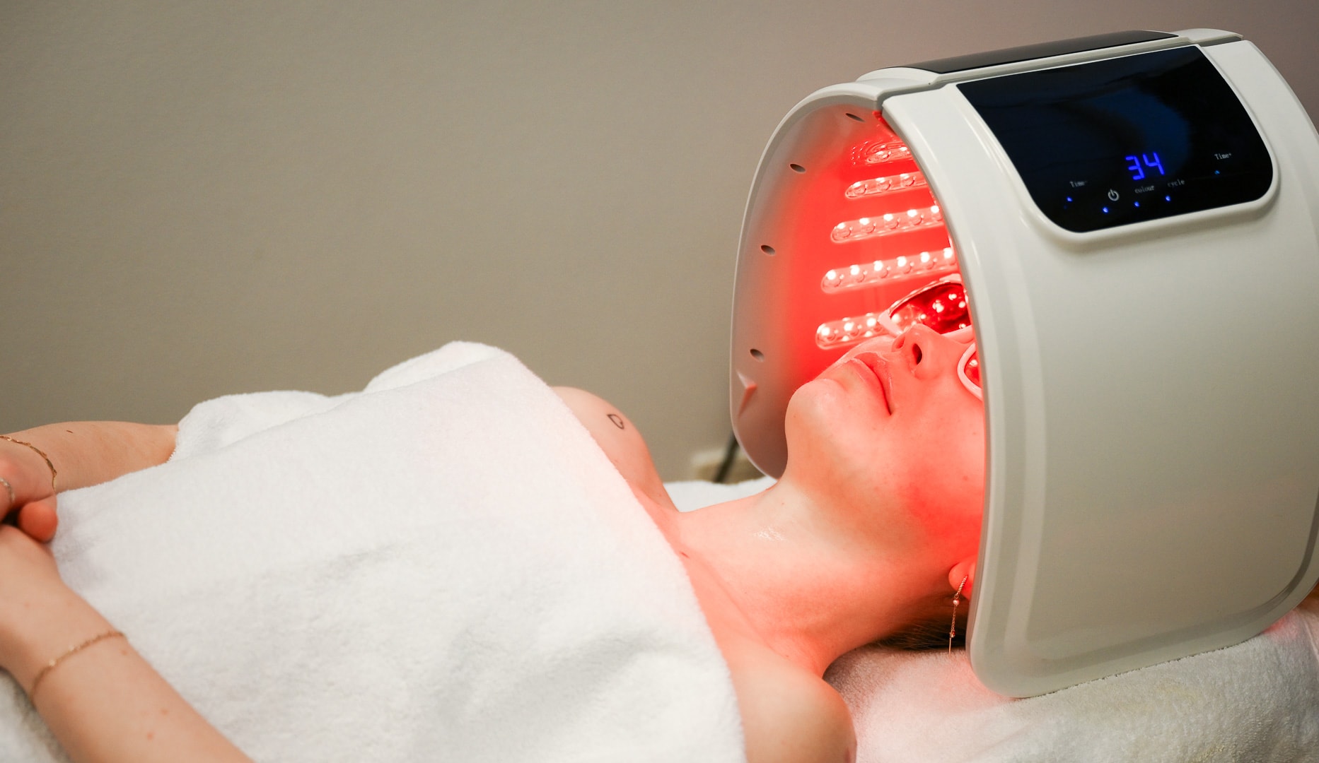 Korean Facial (K-beauty) - Indre By