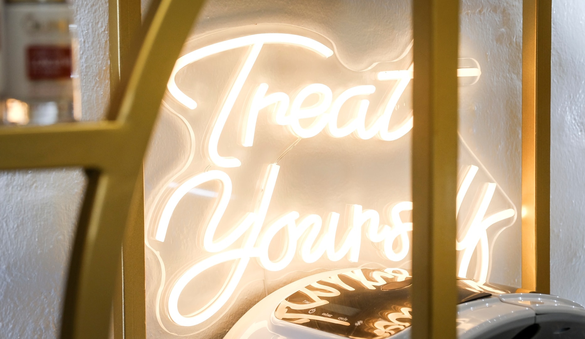 ½ Pris på Ansigtsbehandling