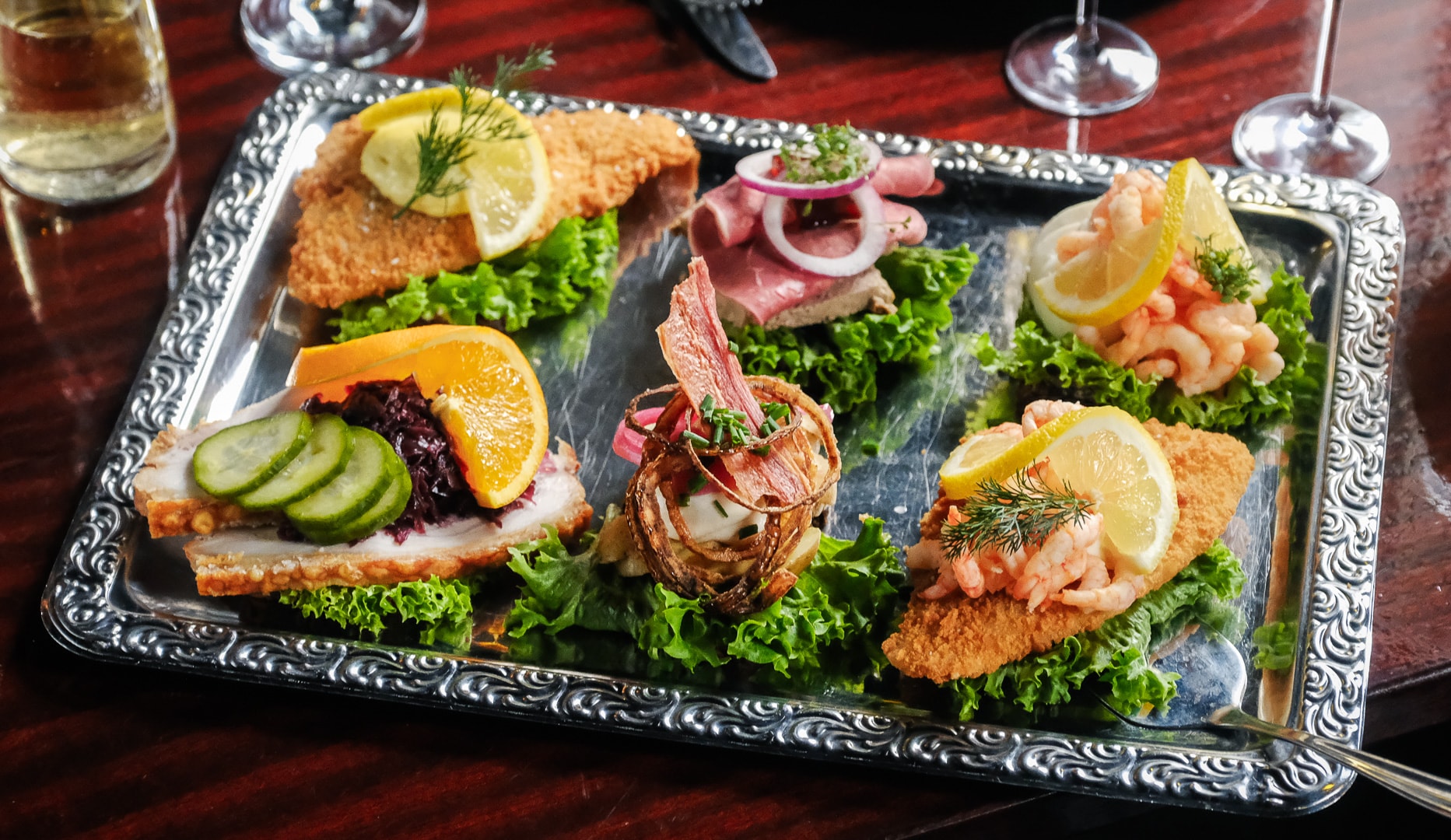 2 Smørrebrød - Gæstgivergaarden 