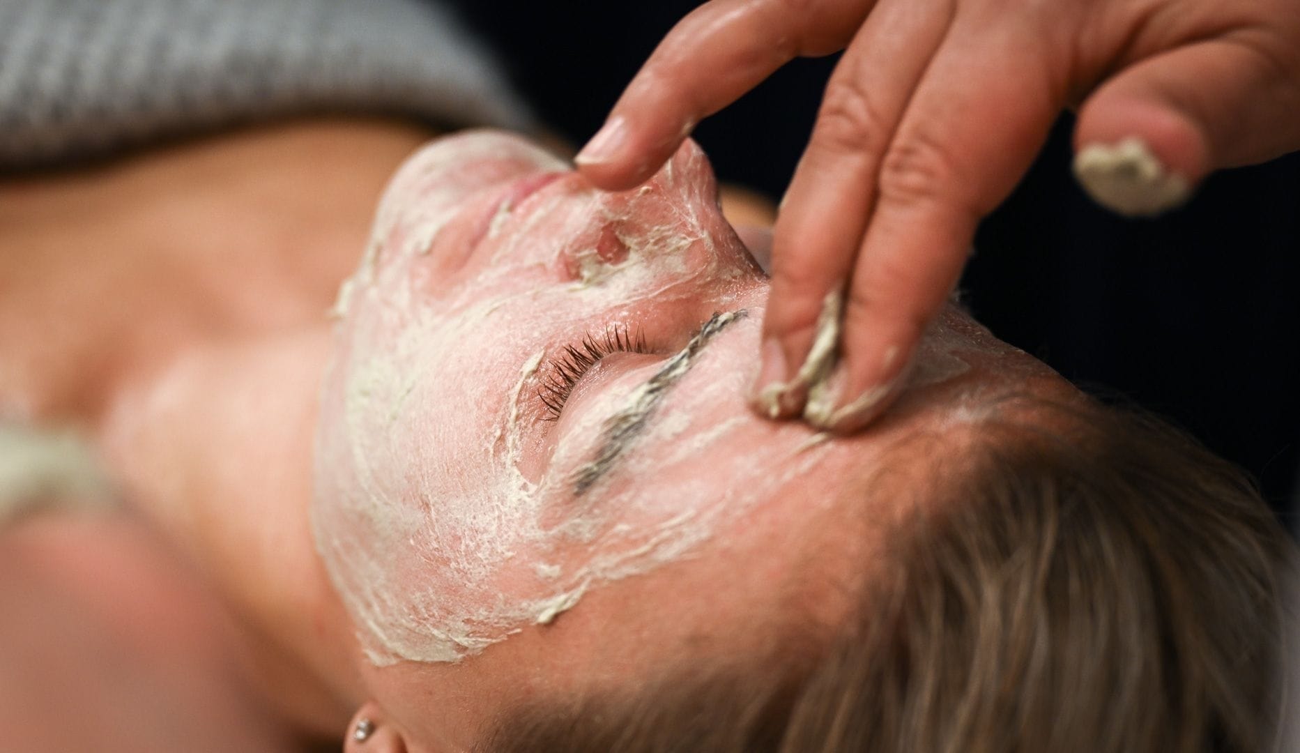 Gua Sha Ansigtsbehandling - Indre By