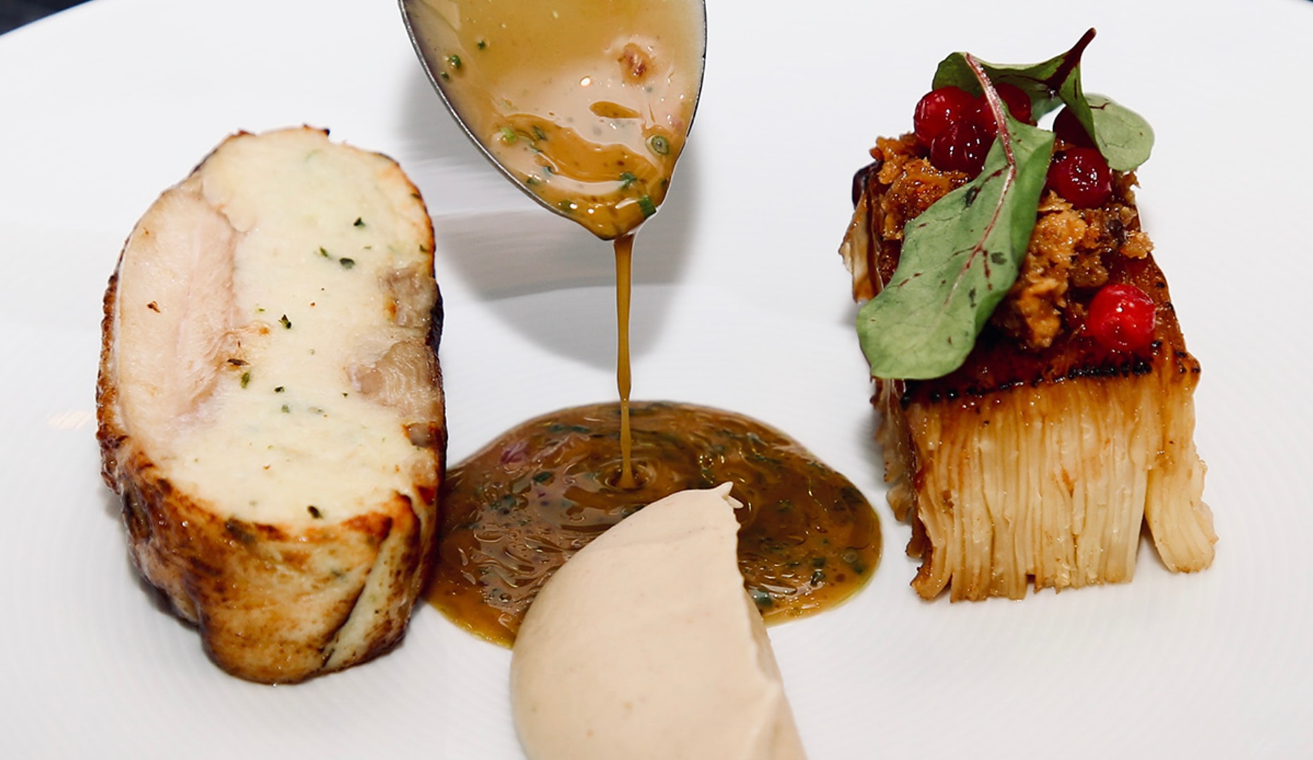 Forårsmenu hos Restaurant Rebel - Anbefalet i Michelin-guiden på 12. år