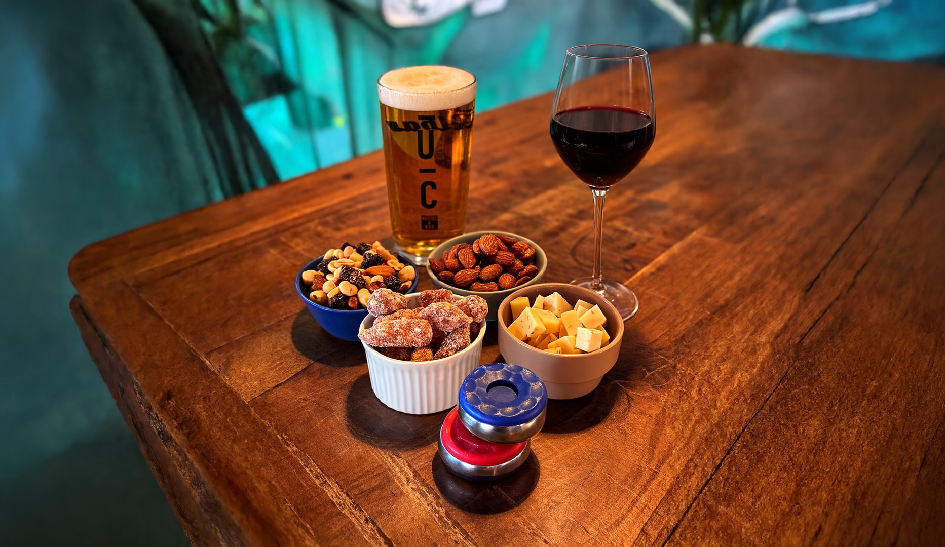 Shuffleboard + Valgfri Øl/Vin & Tapas selection