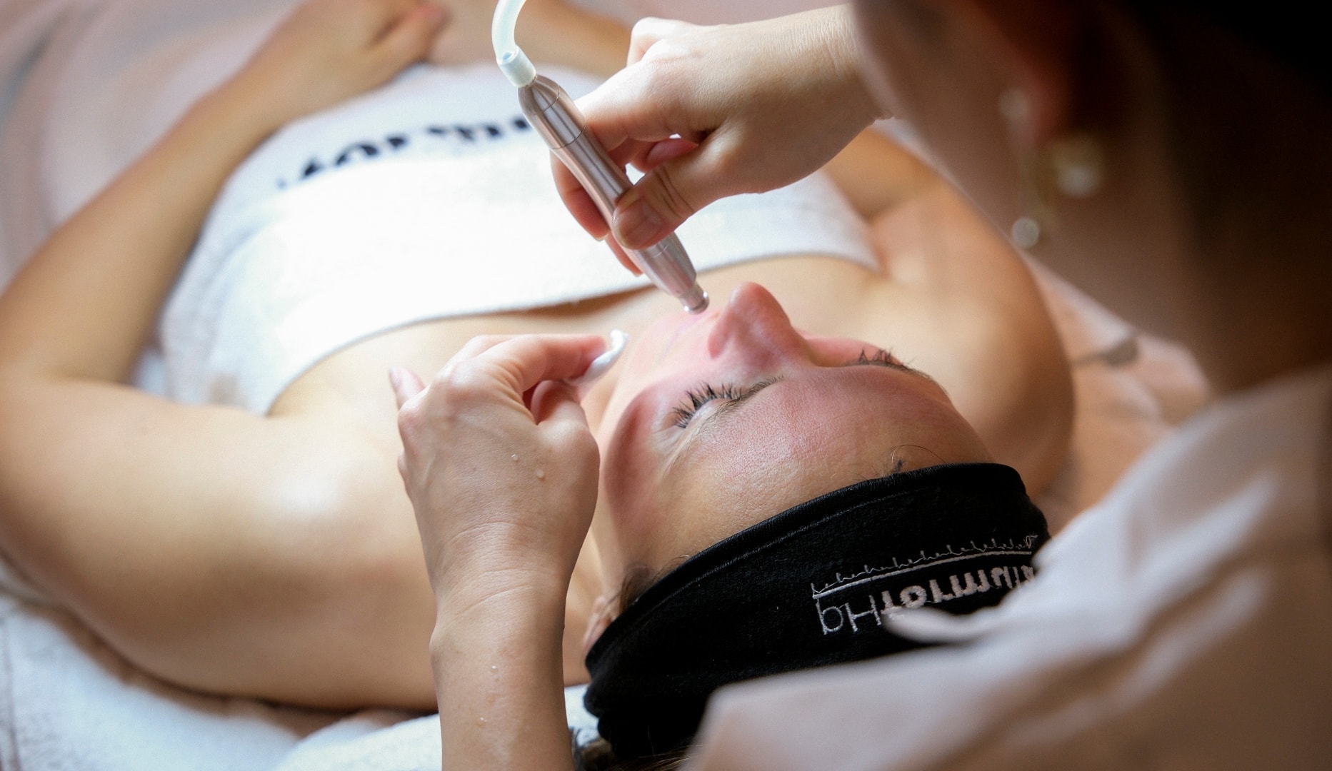 Luksuriøs Ansigtsbehandling - 60 min.