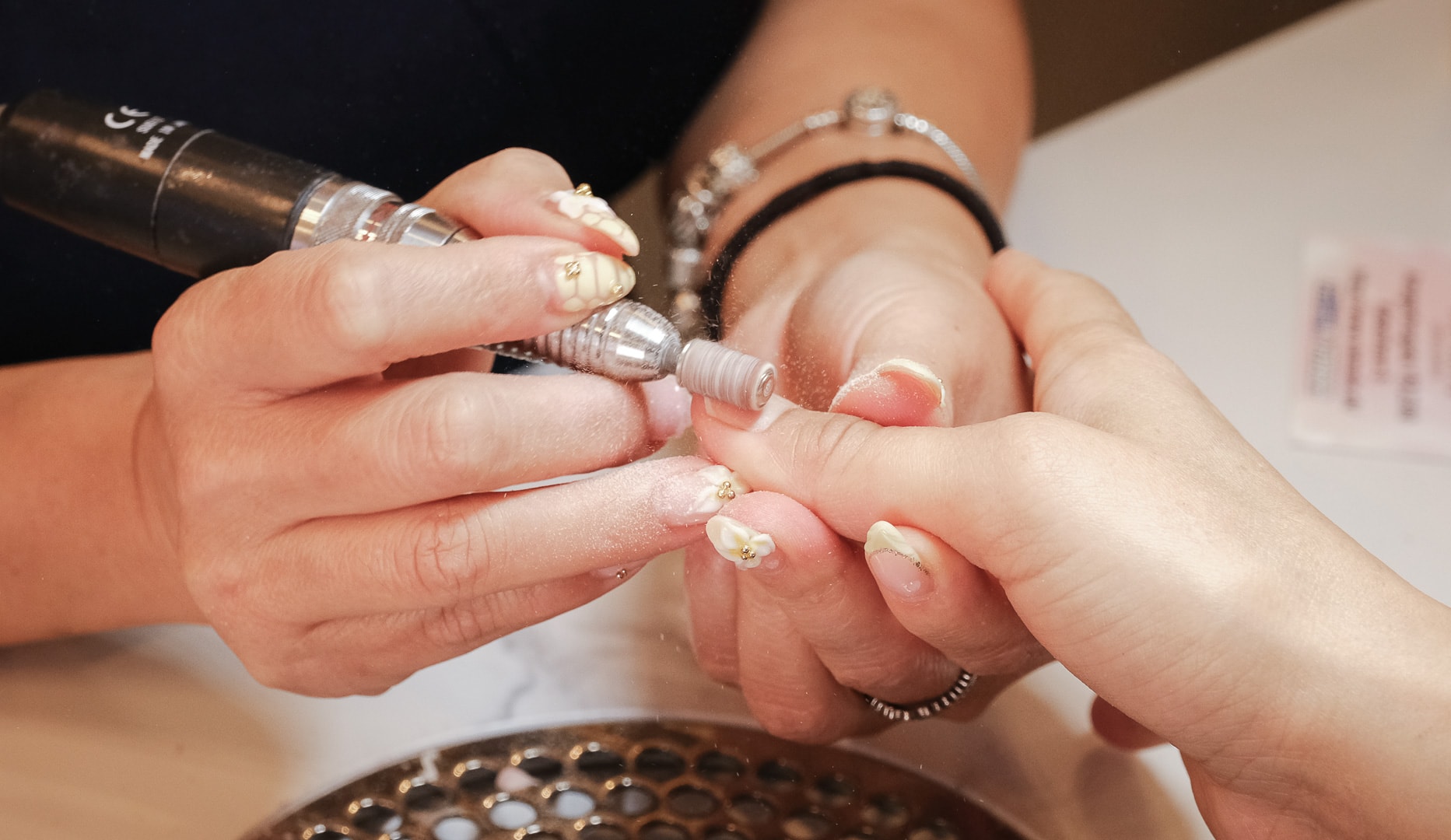 Manicure & Pedicure hos Viet Nails