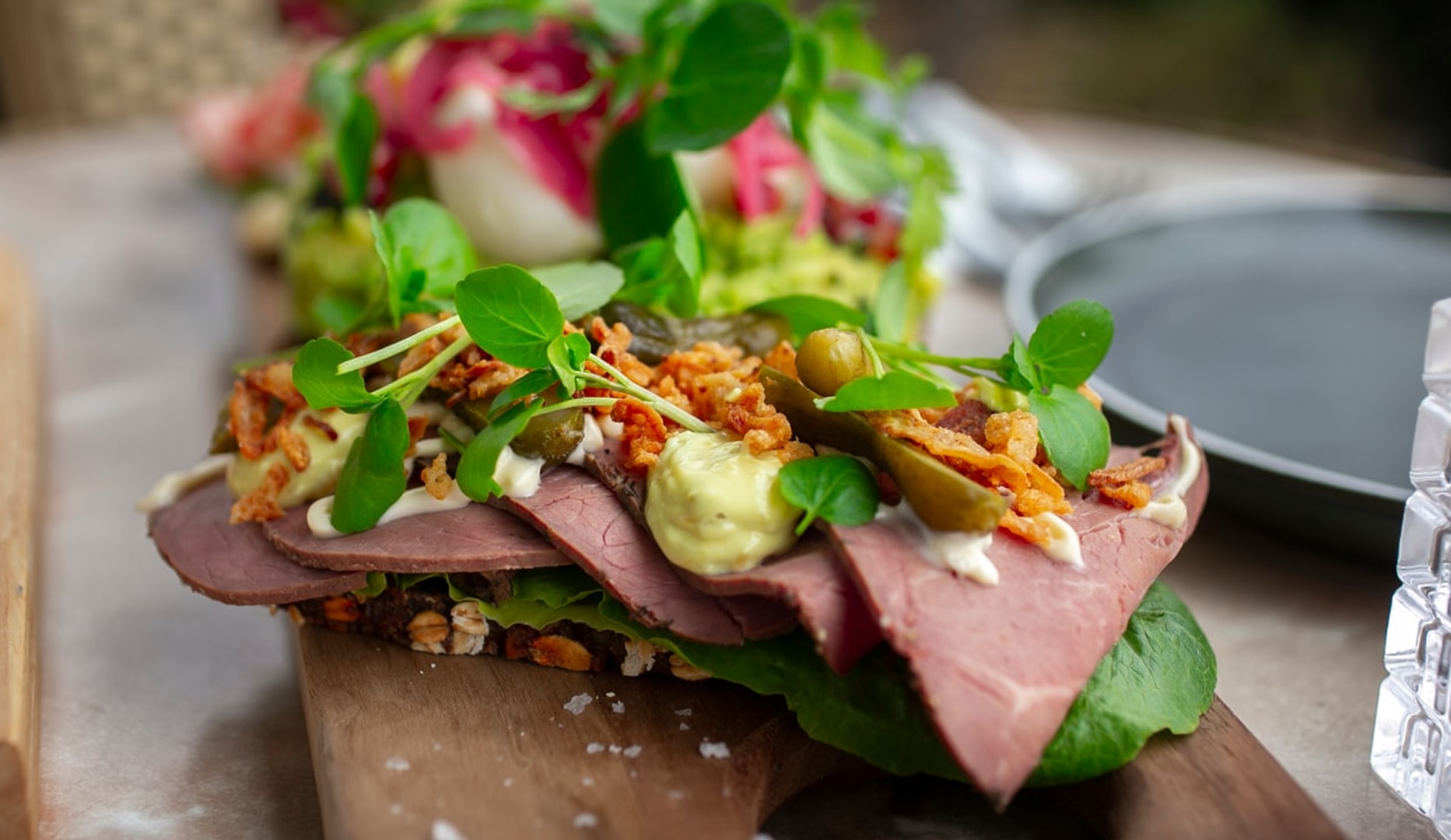 2 Klassiske Smørrebrød - Cafe Nöa’h