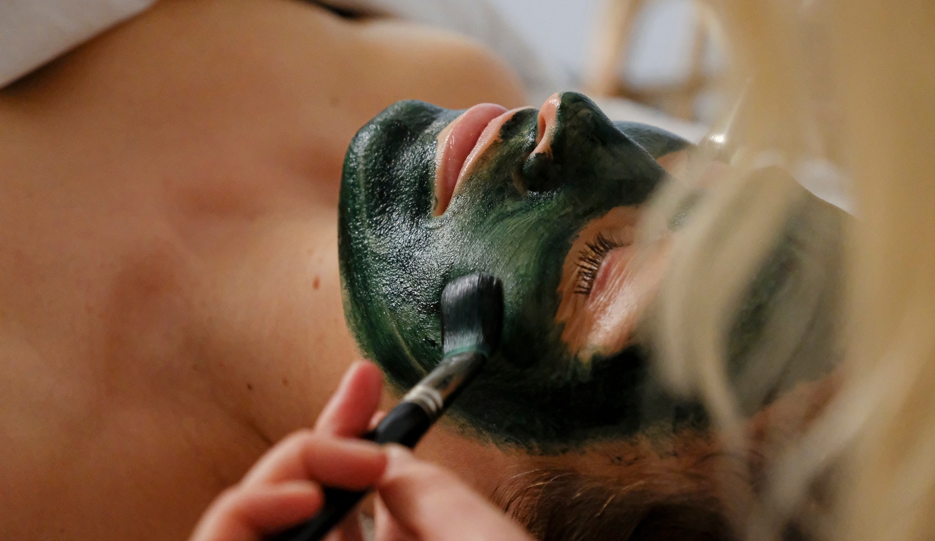 Ansigtsbehandlinger - AM Beauty Care