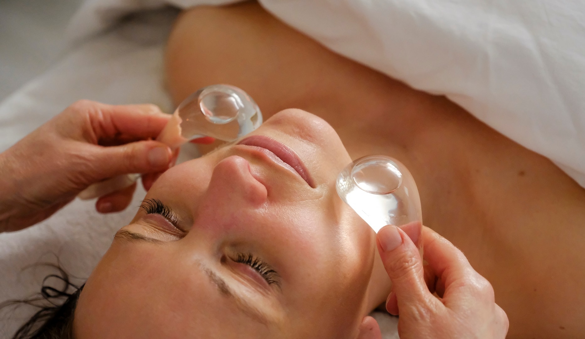 Ansigtsbehandlinger - AM Beauty Care