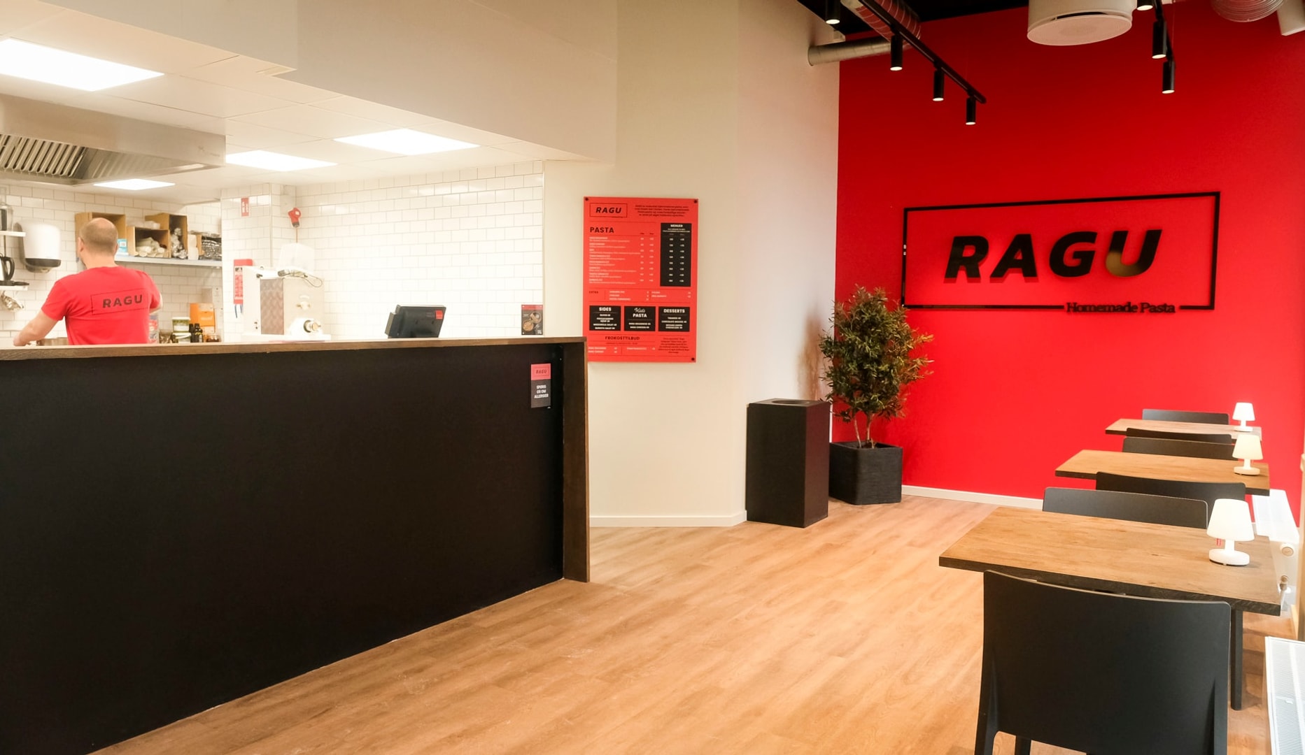 ½ PRIS: Valgfri Pastaret hos RAGU