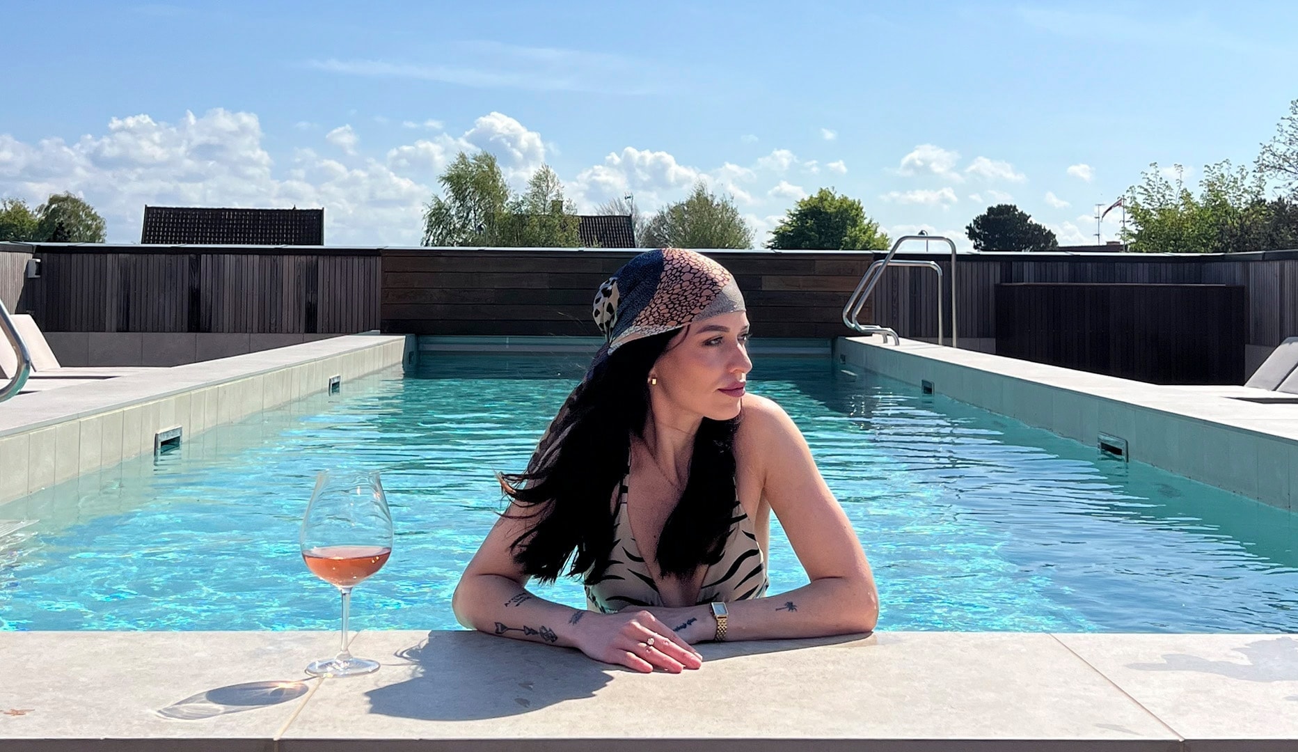 Rooftop Pool & Frokost - Hotel de Ville