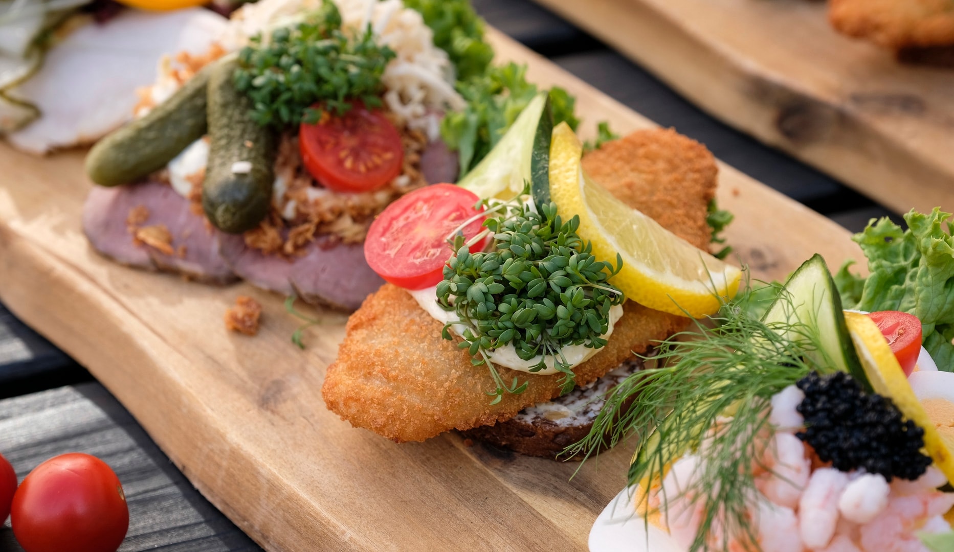 Højbelagte smørrebrød - skarp pris hos Kejserindens Gryder
