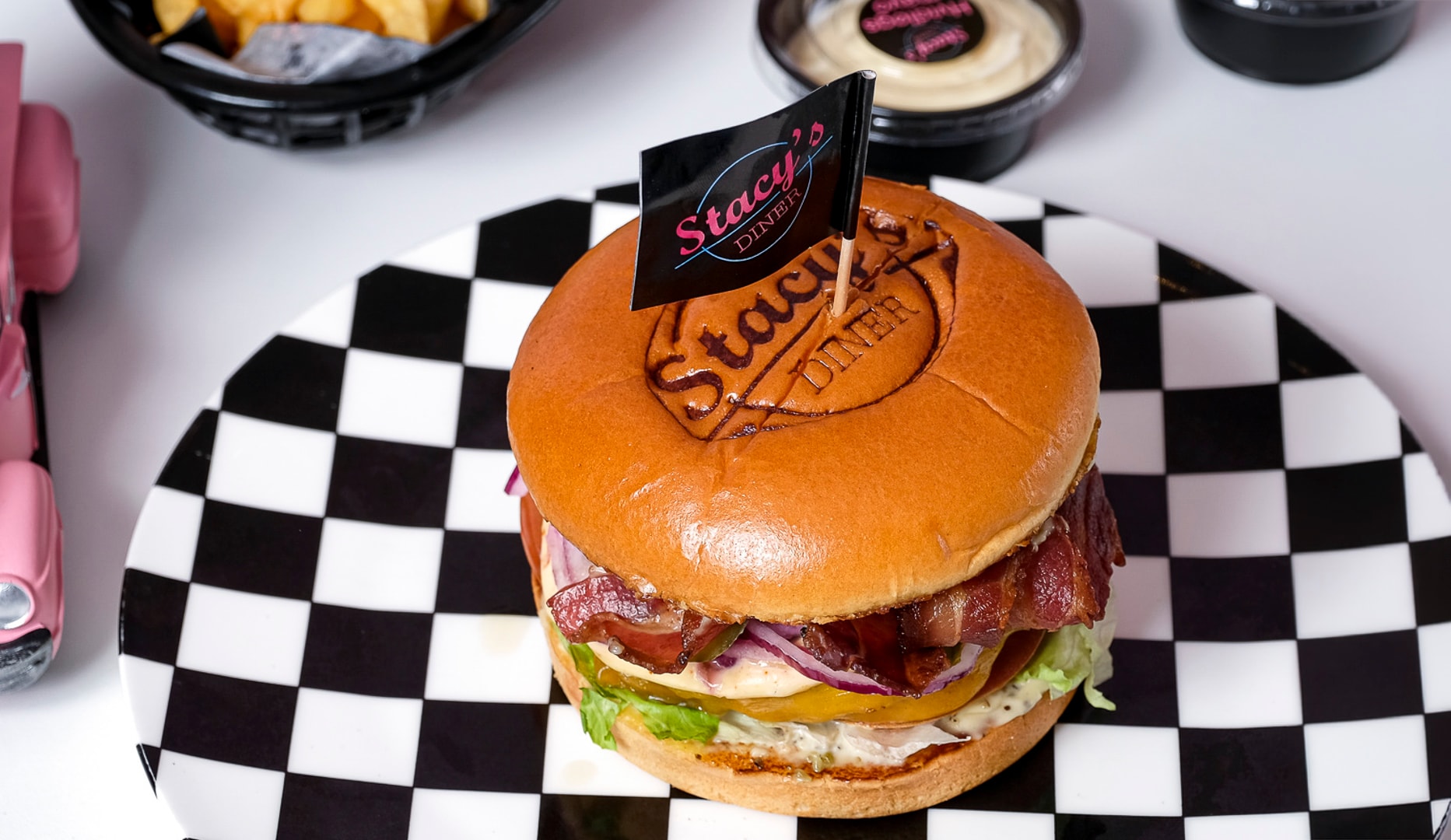 Greasy Burgermenu - Stacy's Diner