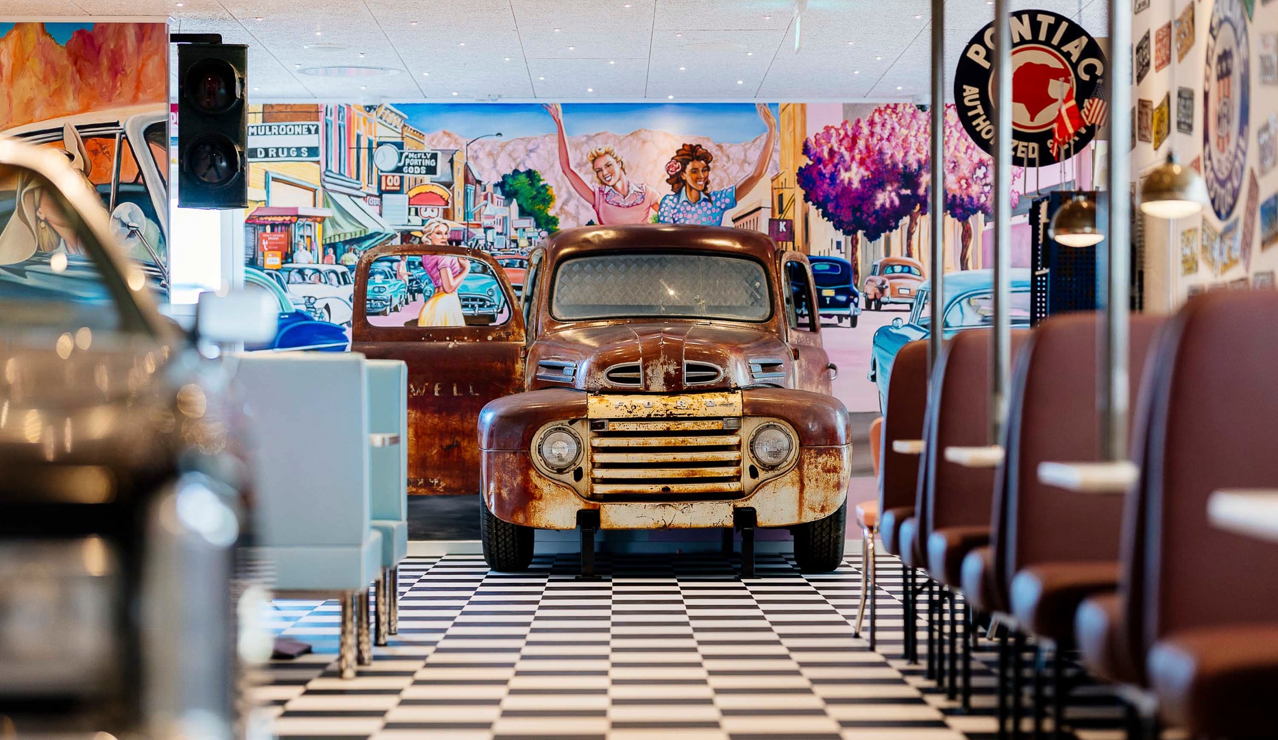 Greasy Burgermenu - Stacy's Diner