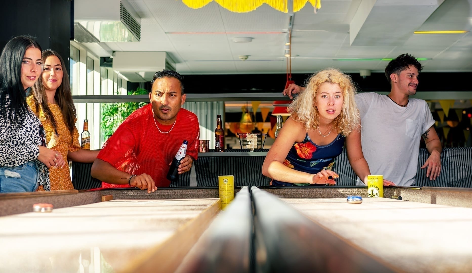 Shuffleboard + Burgermenu - Indre By