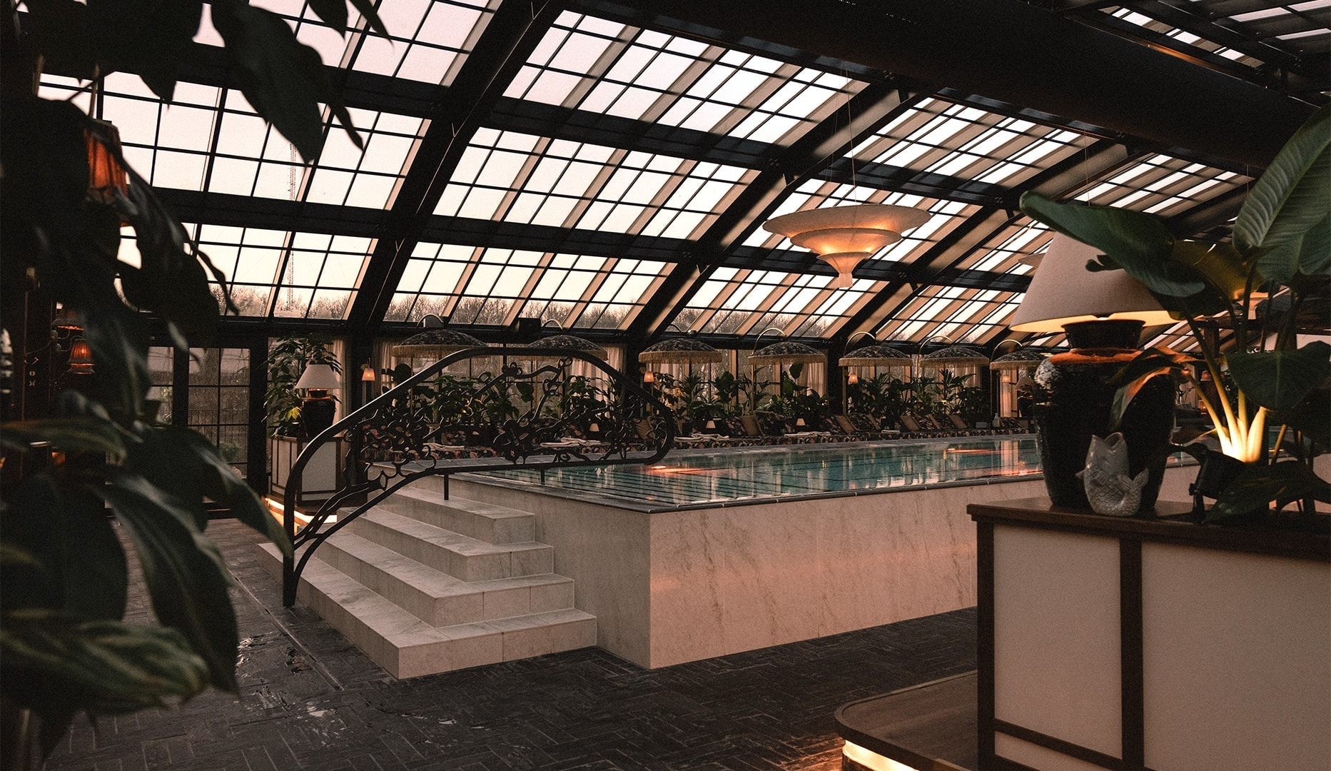 Pool Club + Signatur Cocktail - Rox Resort