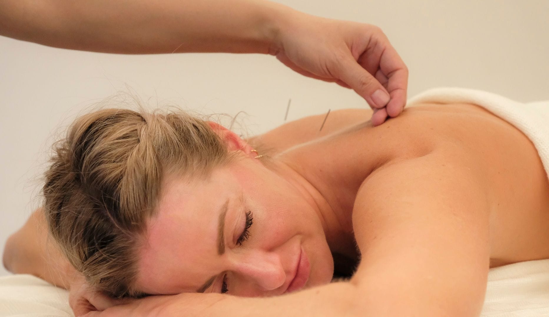 Massage & akupunktur