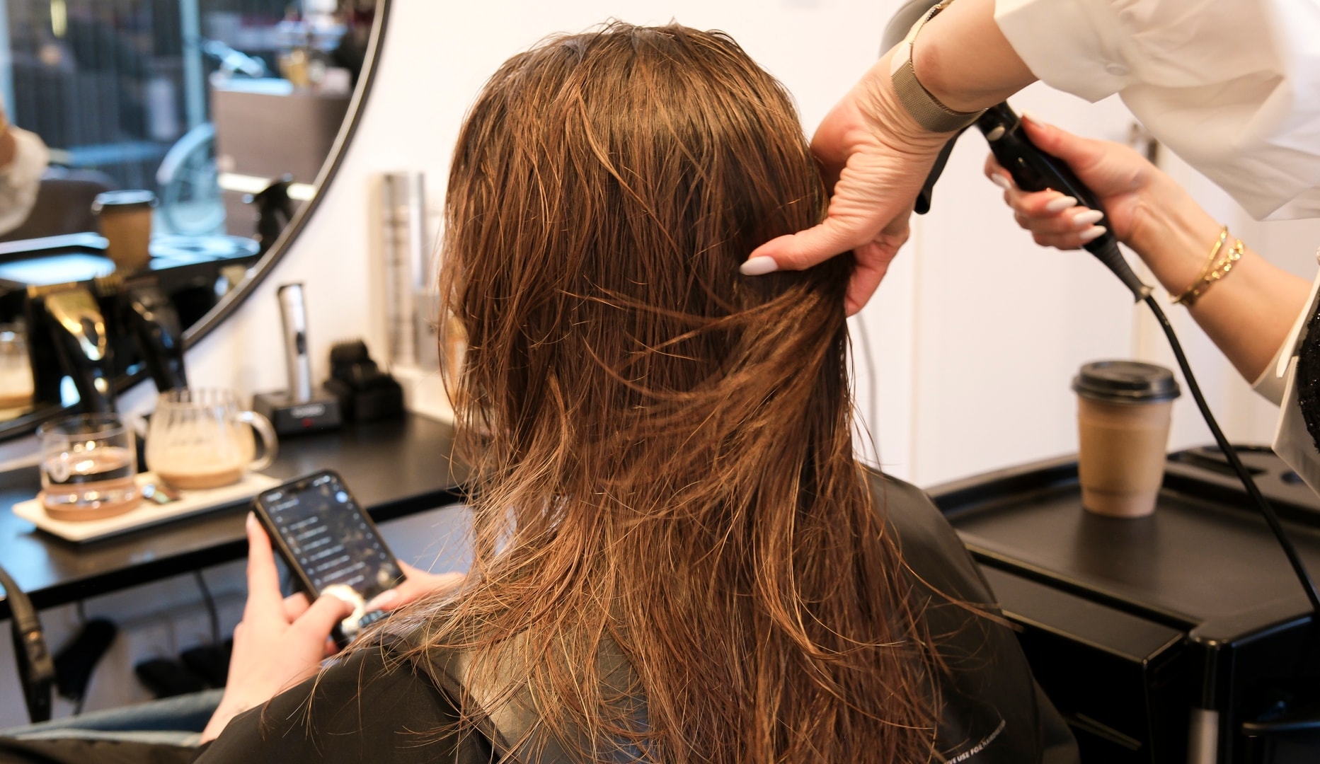 Klip/Farve hos Fusion Hair By Tina
