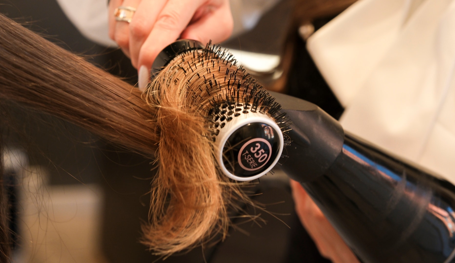 Klip/Farve hos Fusion Hair By Tina