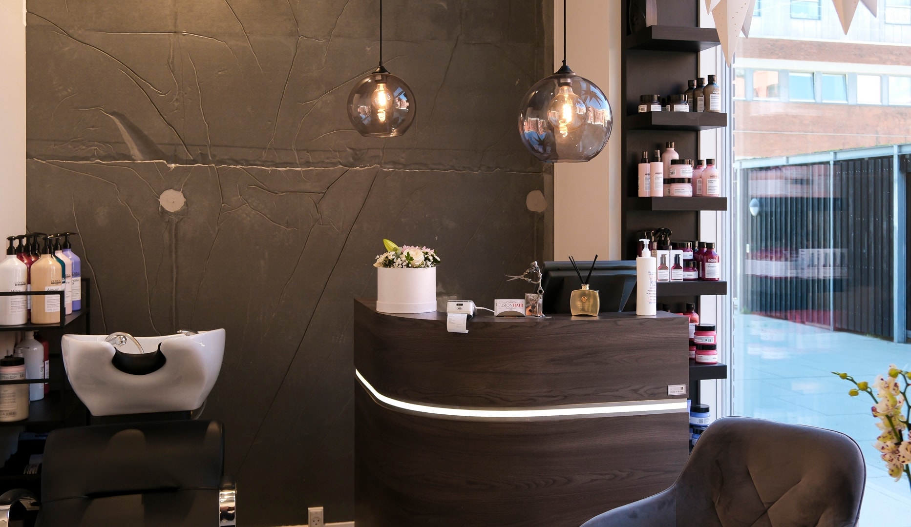 Klip/Farve hos Fusion Hair By Tina