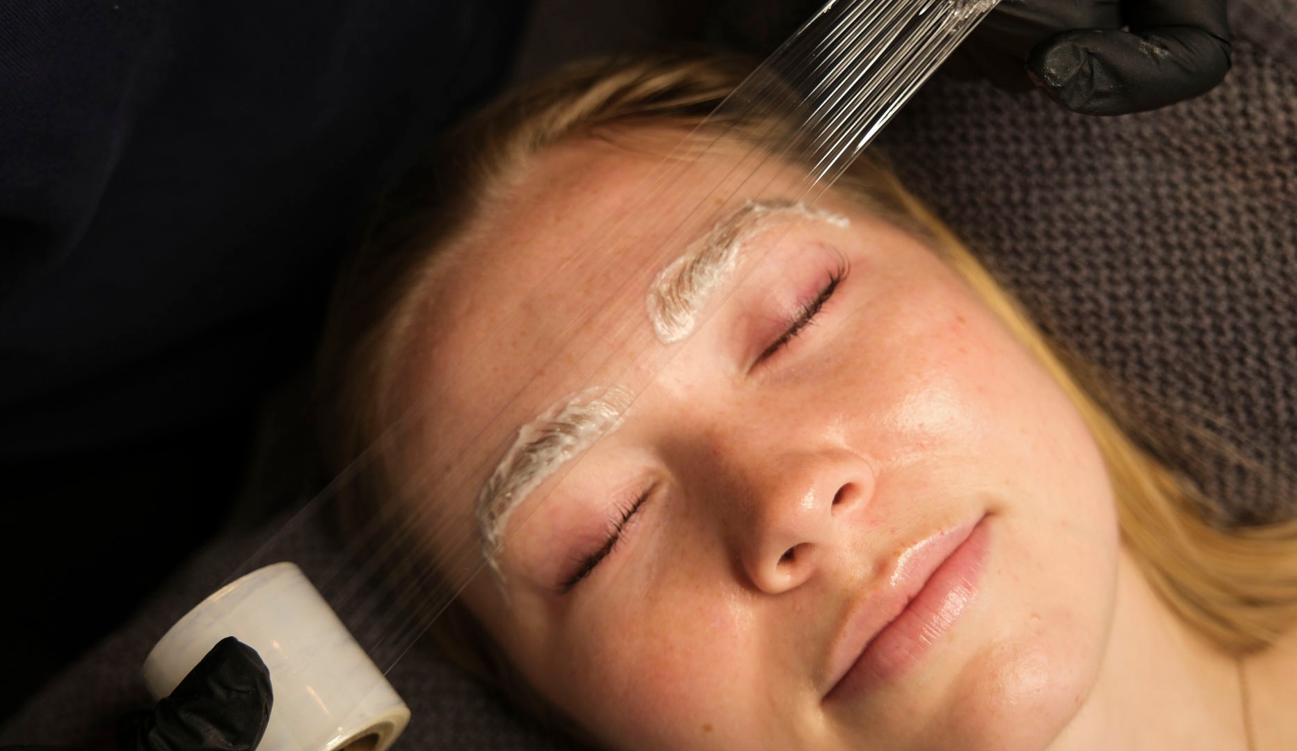 SKARPE PRISER: Lash Lift & Brow Lamination hos Cimmie Roos
