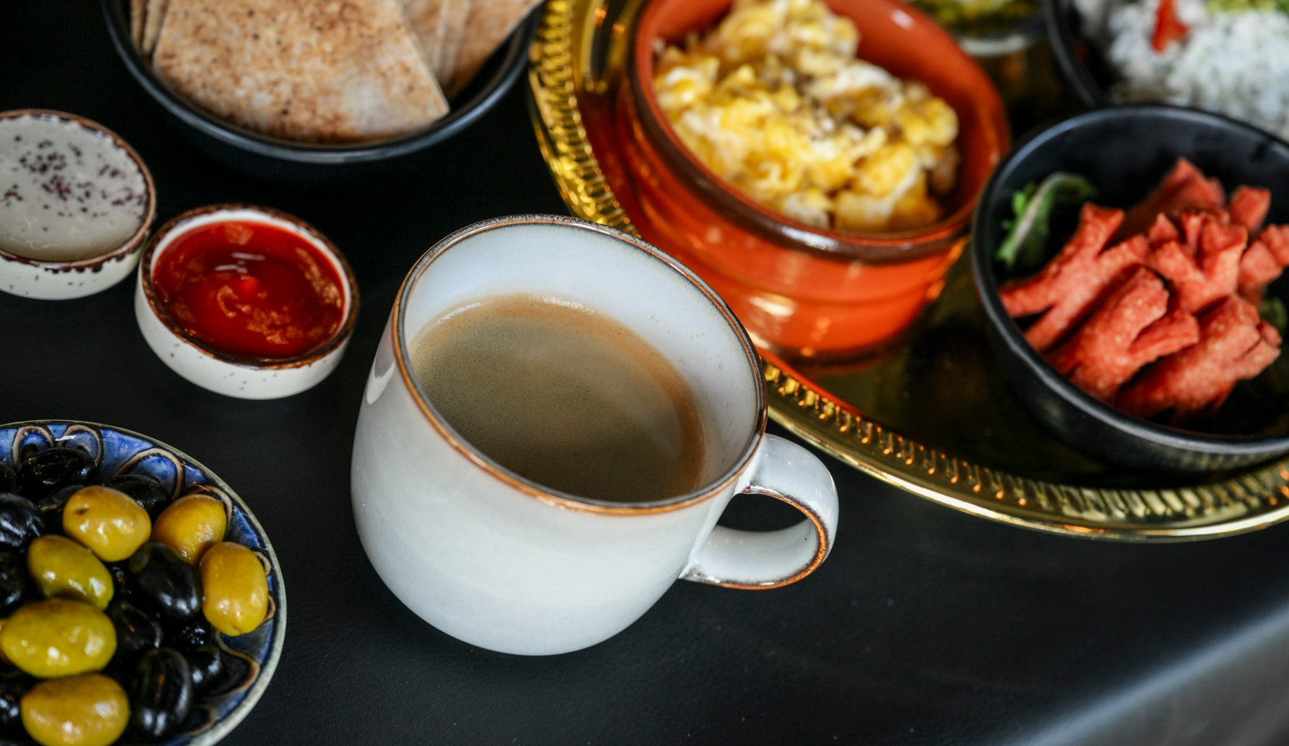 Stor & Autentisk Brunchmenu - L'Oriental Dining Club