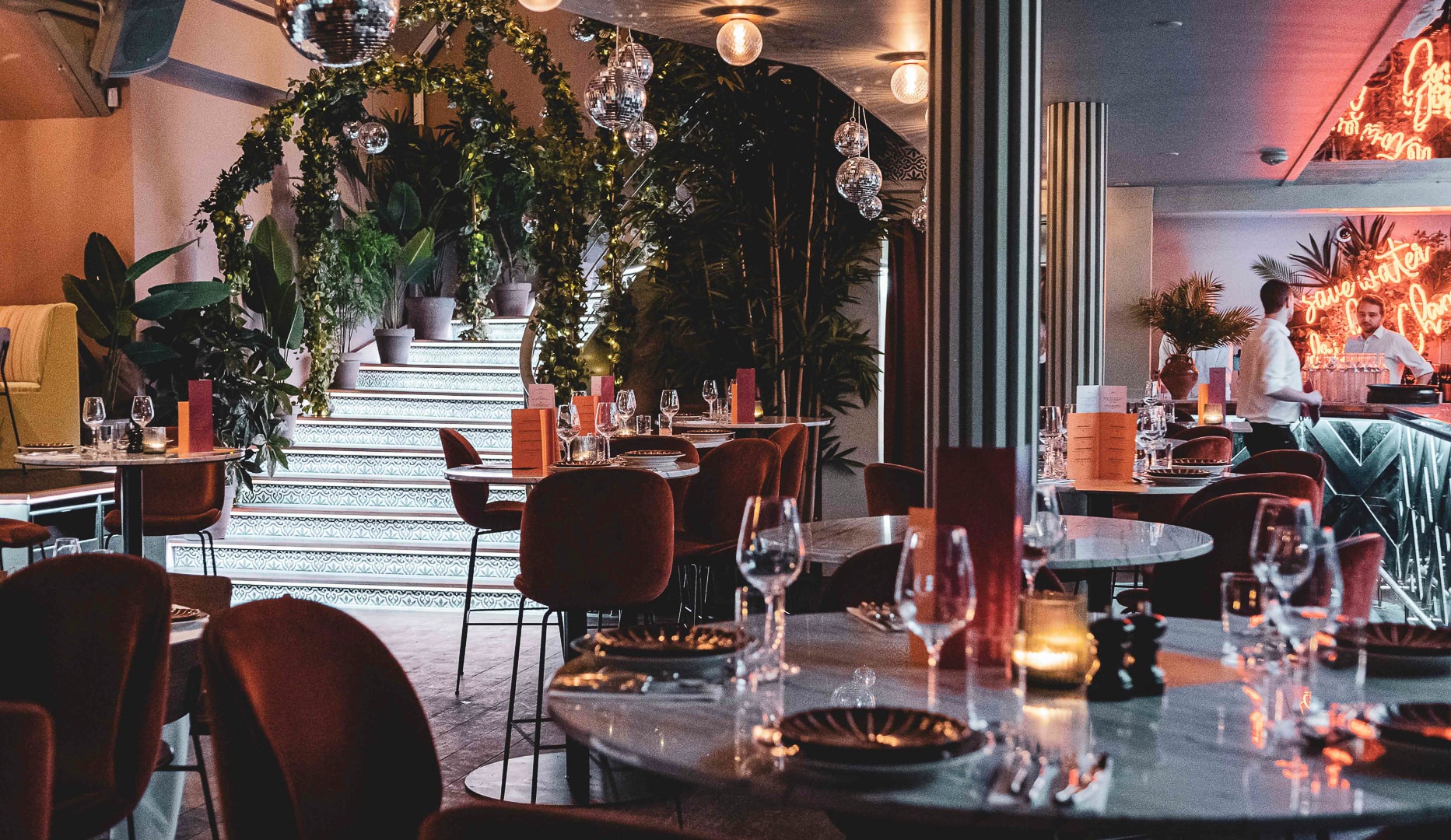 Julefrokost og natklub på Skovriderkroen - syv datoer