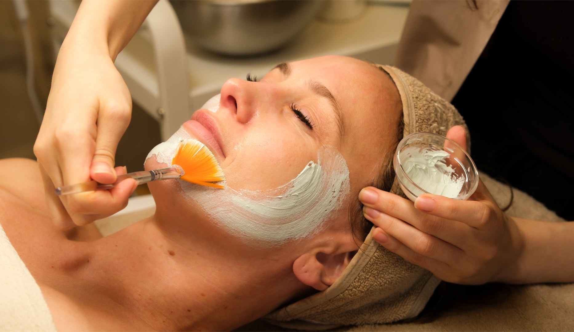Giv huden ny glød med HydraFacial eller OxyGeneo